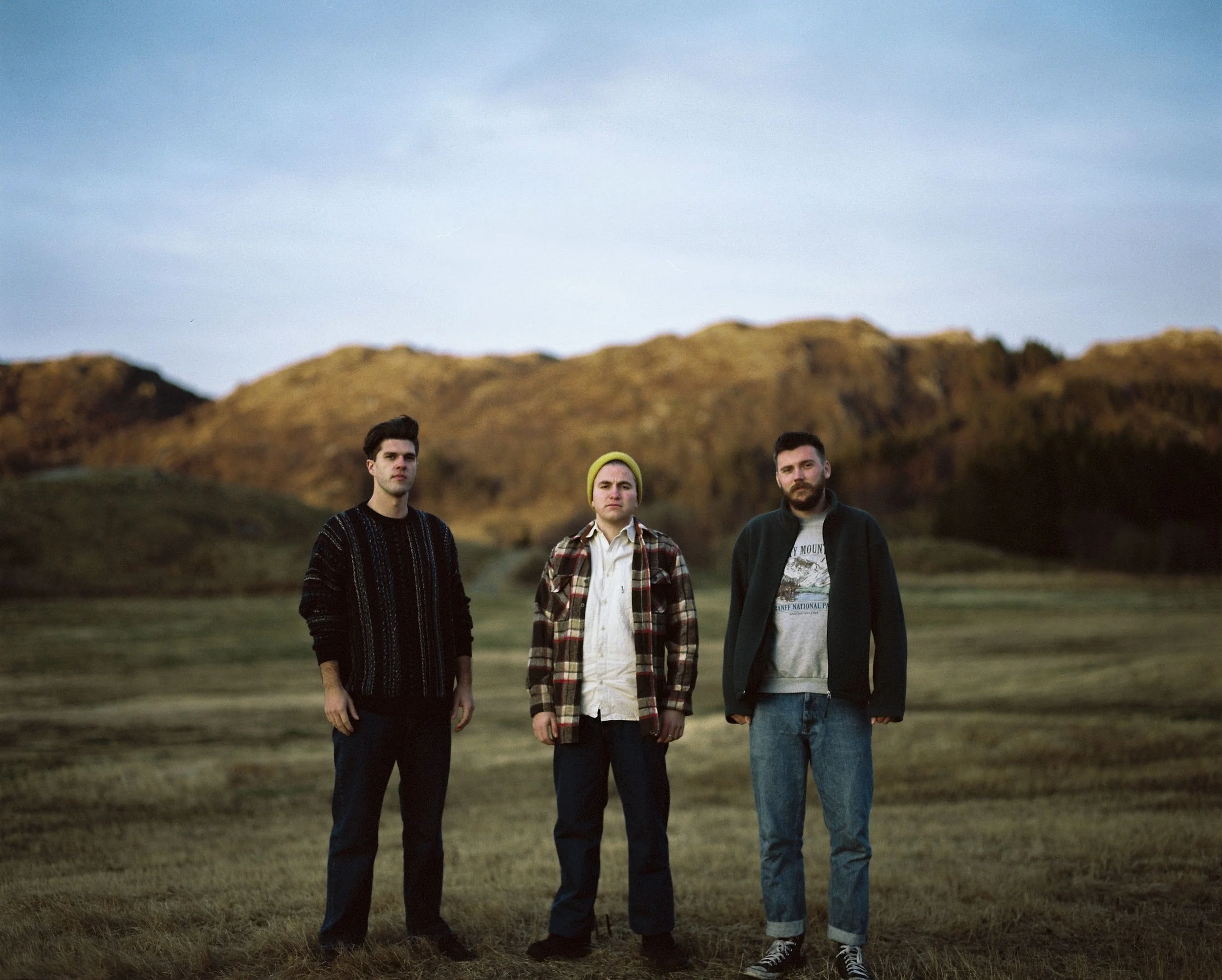 Journey Through Time: Days of August Unveils Enchanting Indie Folk Gem, “1989”