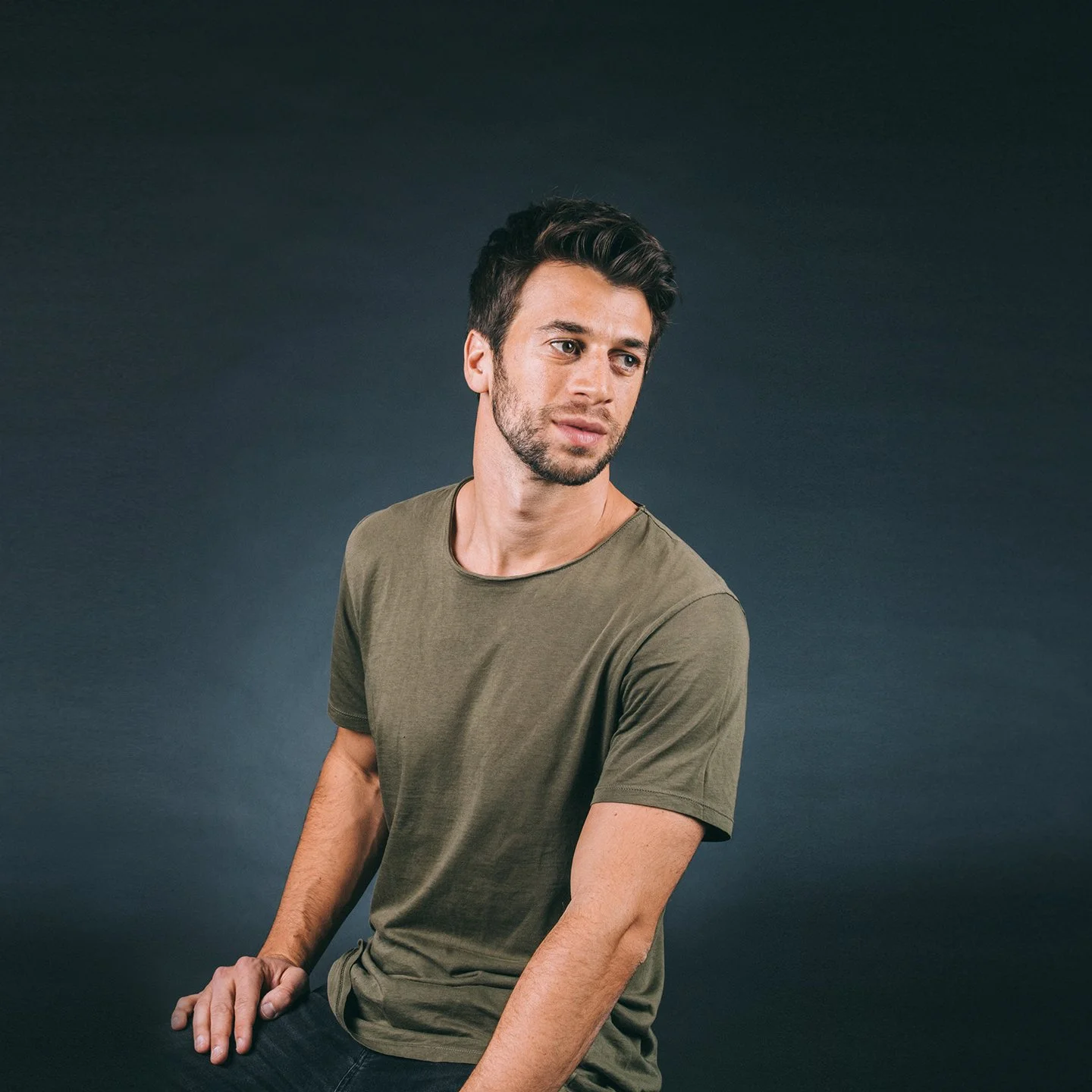 Mike Ruby Offers A Captivating Exploration of Love's Unwavering Essence Through His Latest “Unconditional”