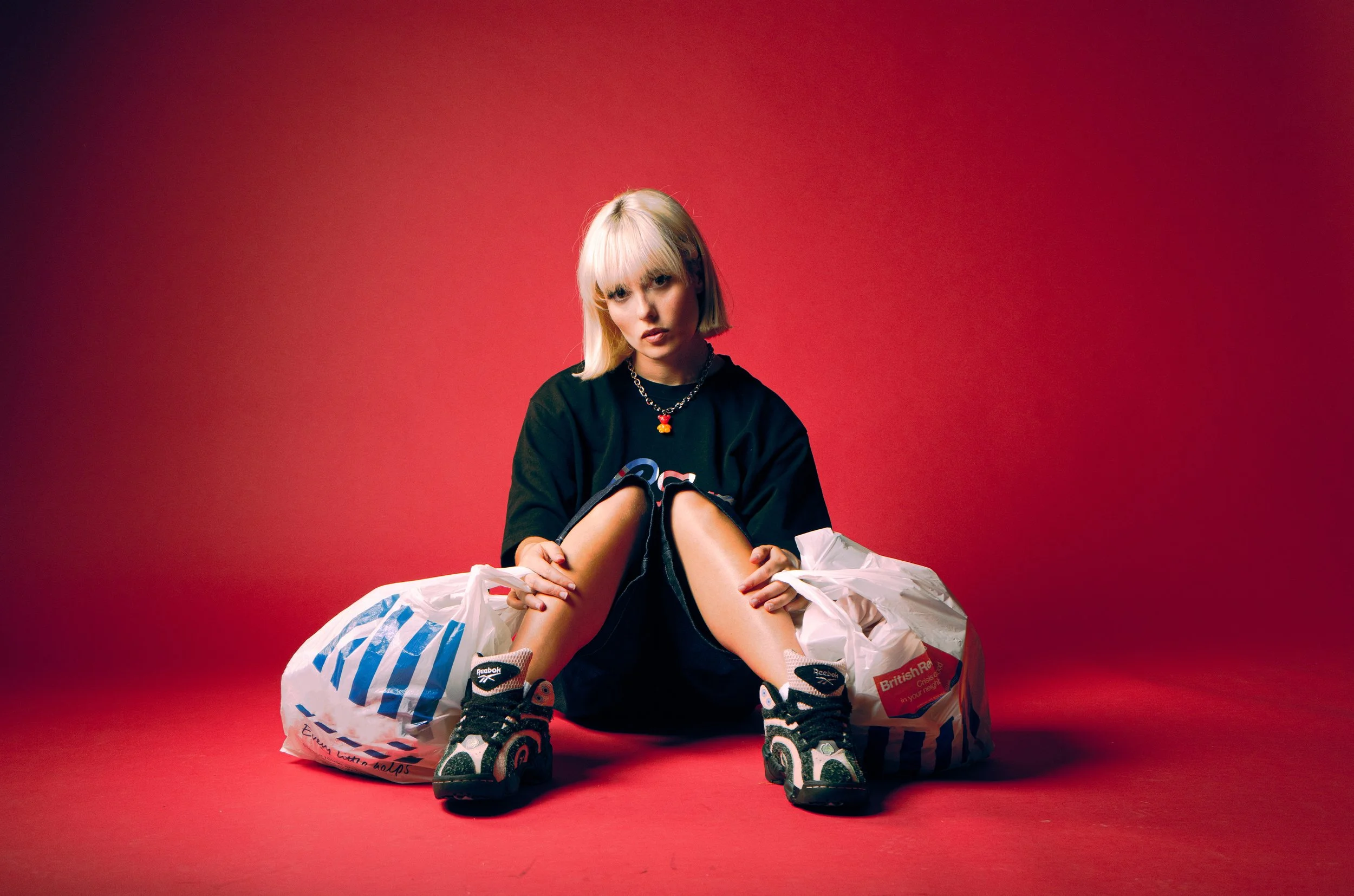 Embark on SOFY's Melodic Odyssey of Heartbreak and Hope in “Supermarket”