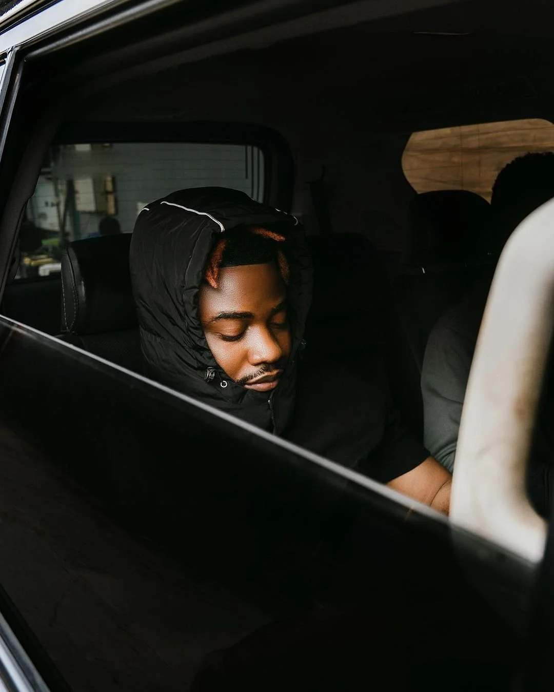 Senth's “Lucy” Bakes a Sensuous Symphony of Afro-R&amp;B and Soul