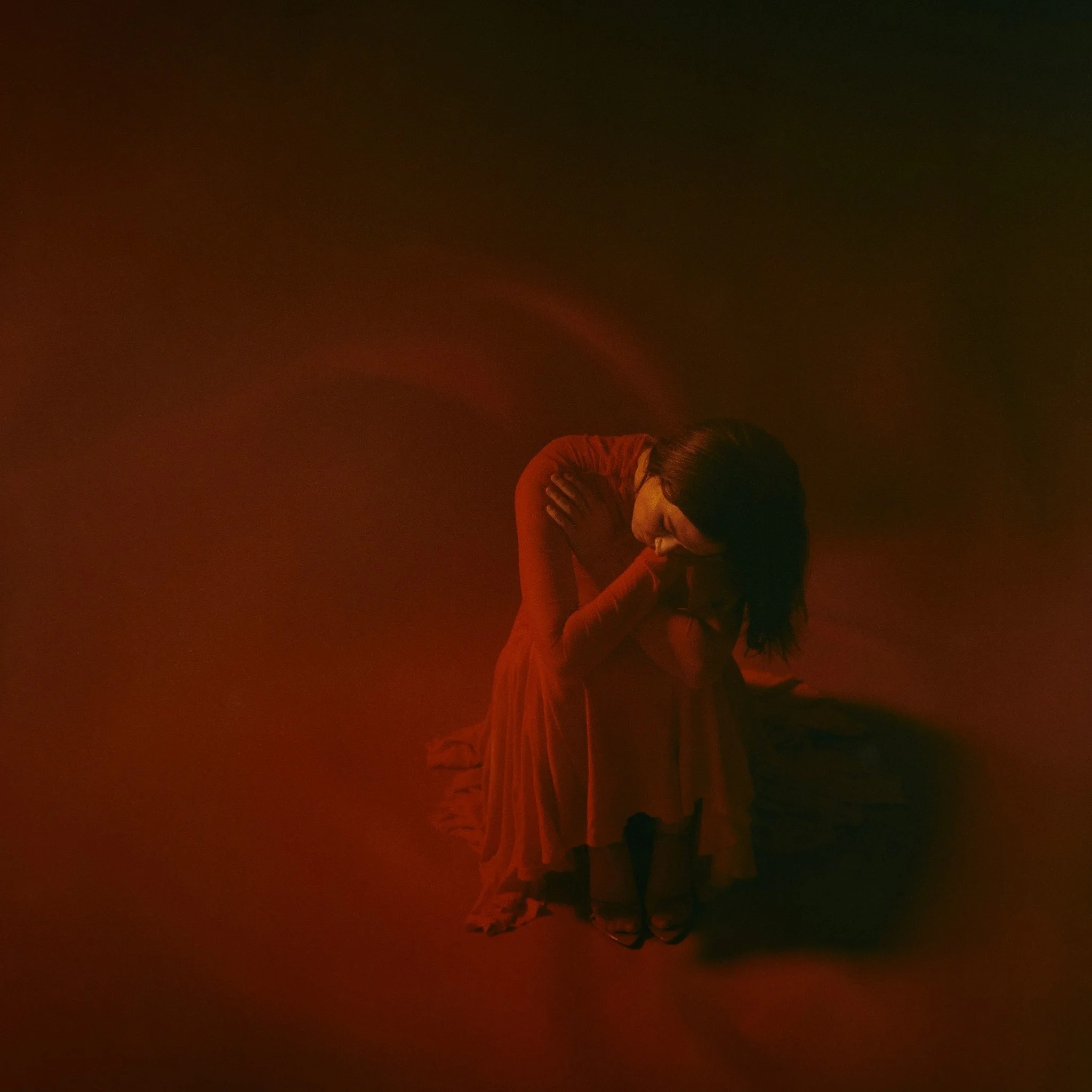 “On &amp; Off” by Ghostly Kisses Navigates the Seas of Love's Inconsistencies"