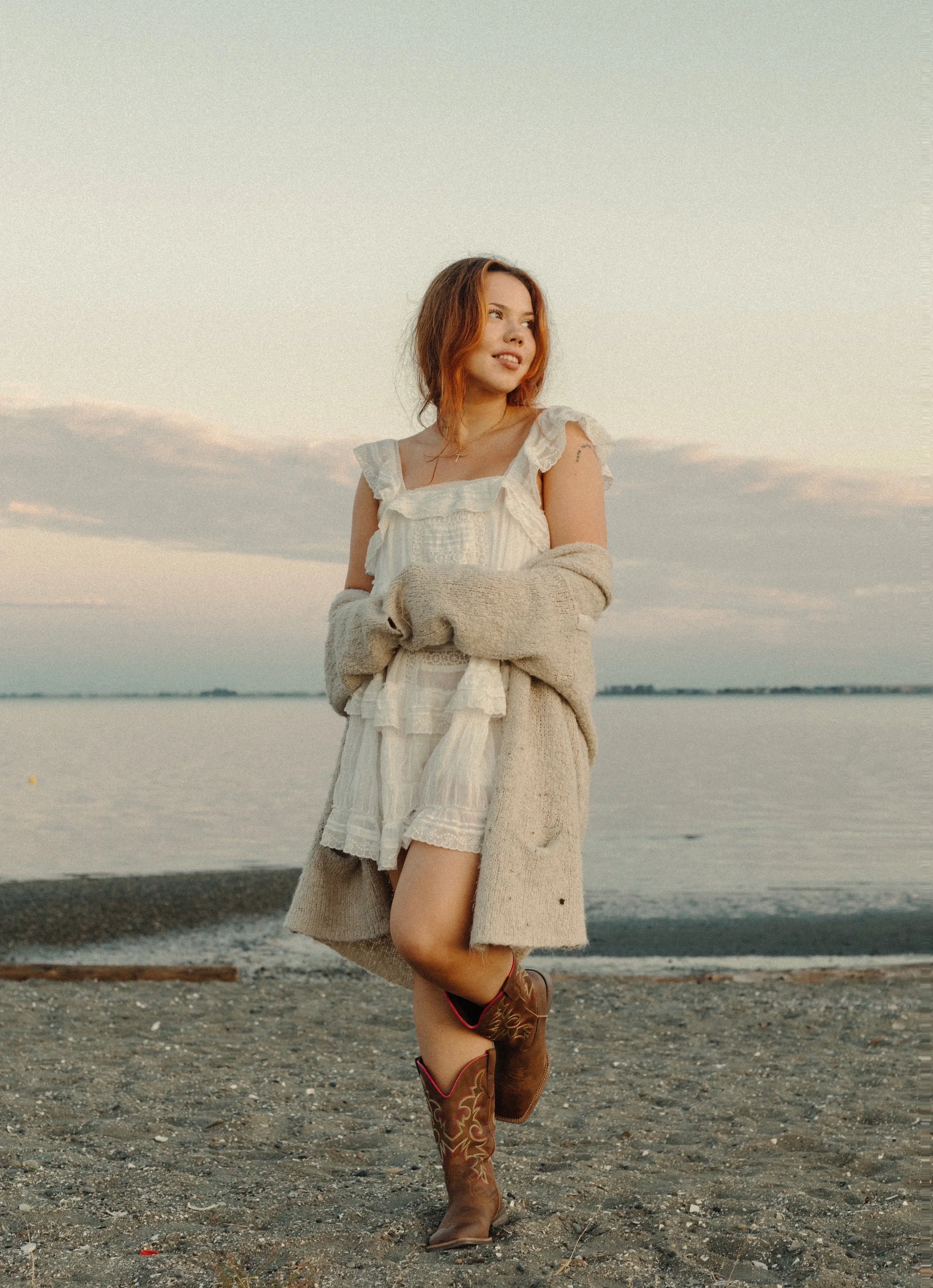 Madisyn Gifford Balances Heartache and Wit in the Melancholic Groove of 'Fast One'