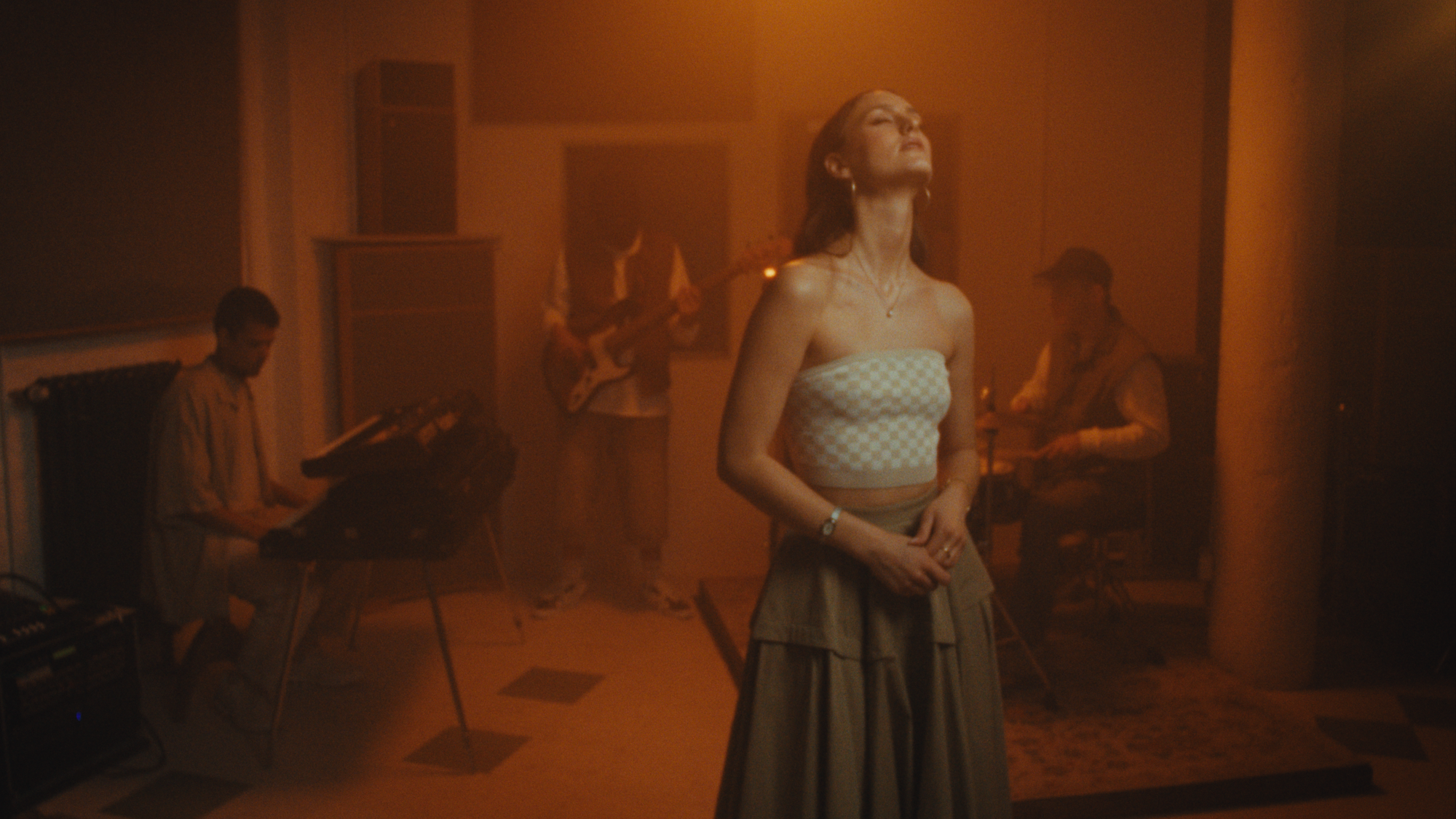 Producers deathbypeanuts, Moses Yoofee, Noah Fürbringer And Vocalist Amina Paint Raw Emotion in Their Single “Faith”