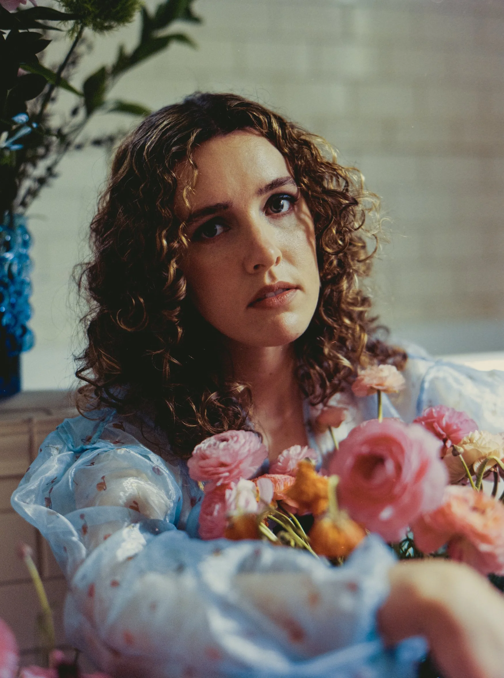 Julia Logan Captures Nostalgia and Soulful Reflection in “Forever Changes Around”