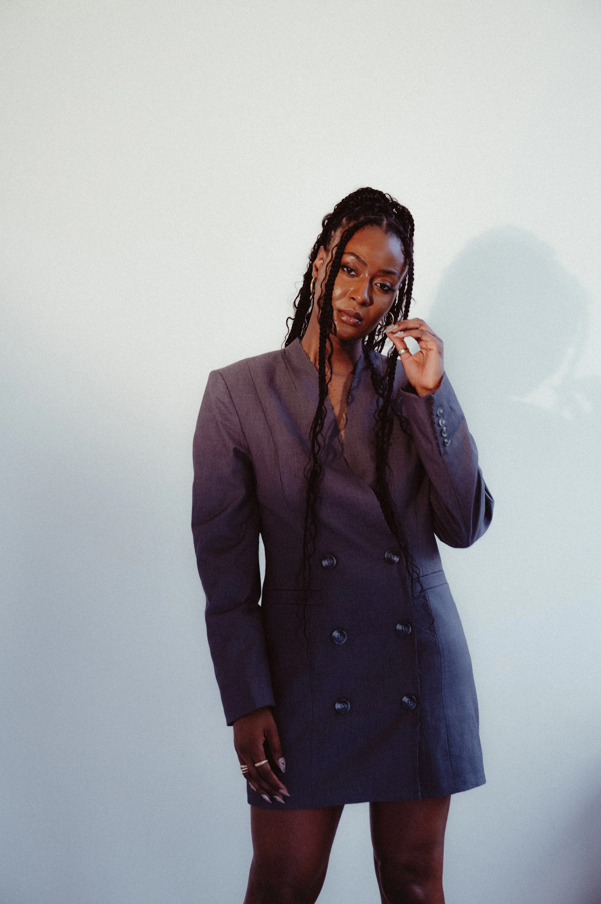 British Artist Moniah Unveils Beauty in Vulnerability with Her Single “Harsh Reality”