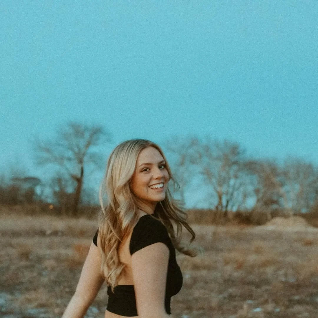 Camryn Quinlan’s “Ex Box” Transforms Heartache into an Irresistible Alt-Pop Anthem