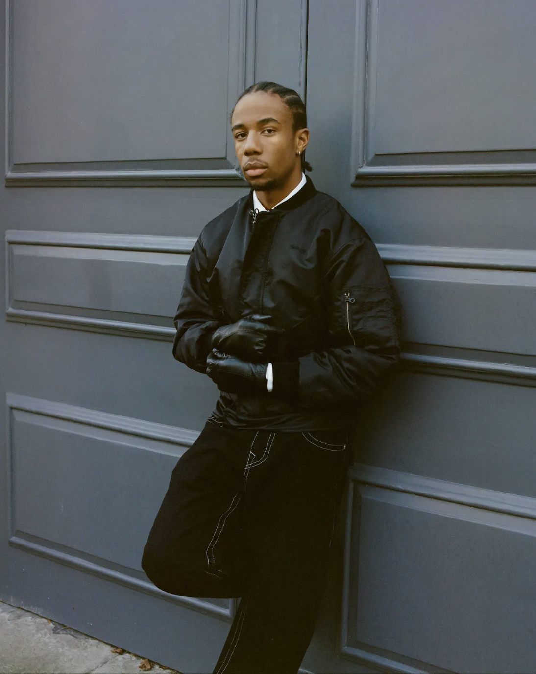 Ebubé Glows with Soulful Intimacy on “Lay With Me,” a Neo R&amp;B Gem Blending Sincerity and Seduction