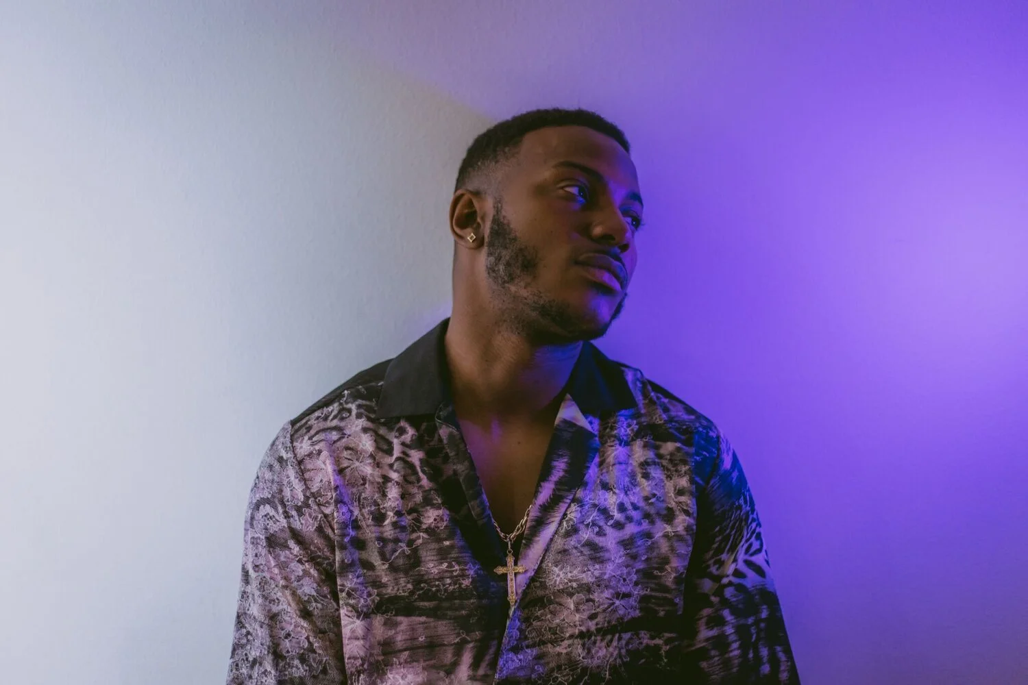 Pavy Paints a Rain-Soaked Love Letter to His City in “Another Chicago Girl”