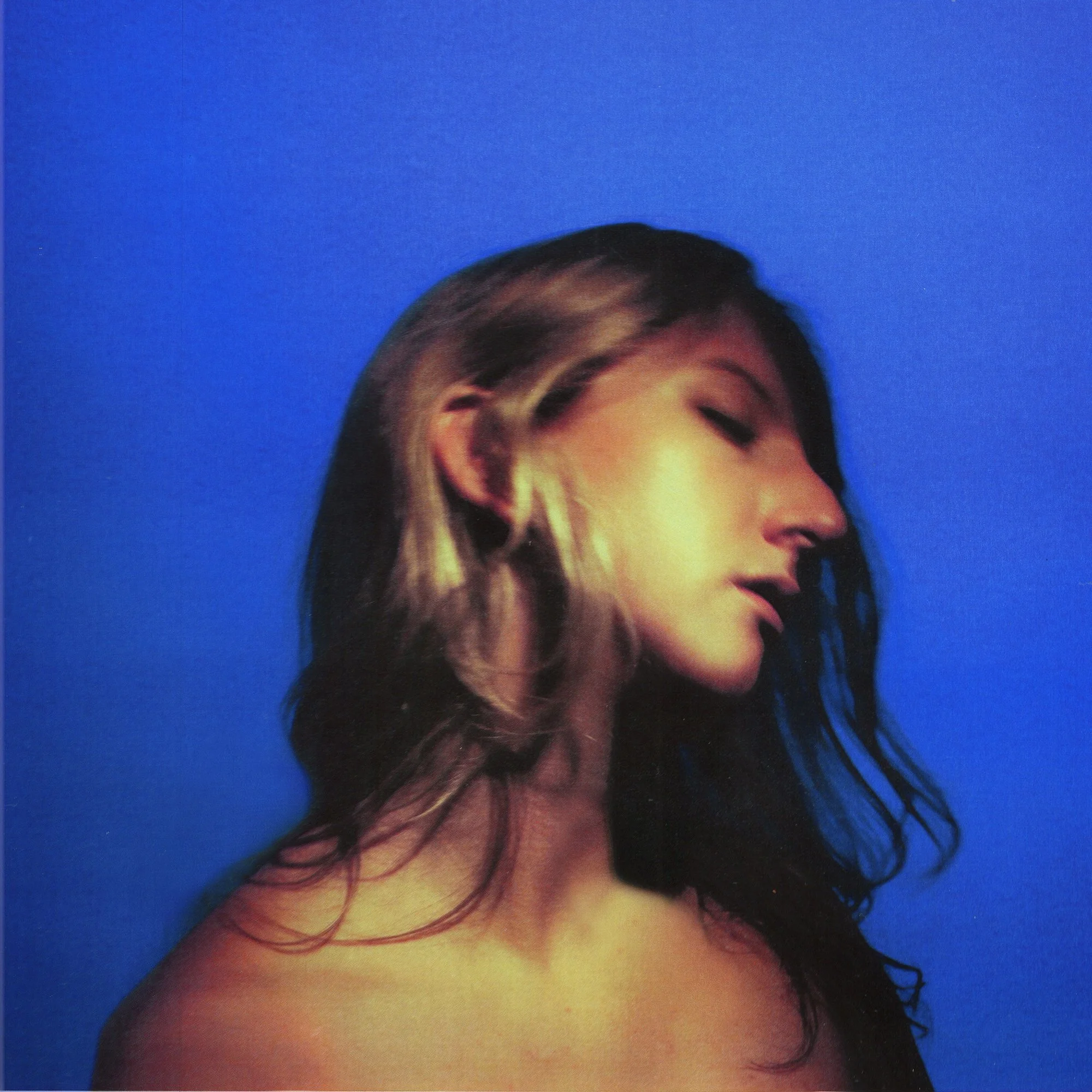 Jenny Kern Ignites Indie-Pop with Anthemic Boldness on “Say It”