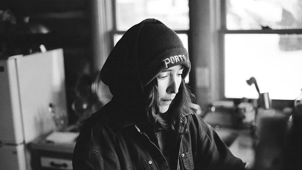 Odelet Finds Confident Stillness and Analog Soul in Lush, Lyrical Soundscape "Raindance"