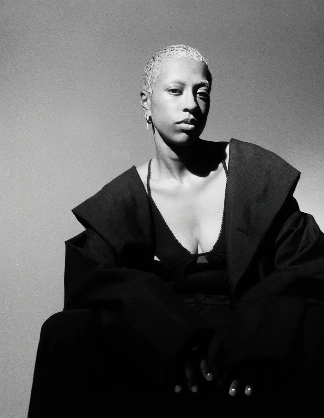 anaiis Crafts a Quietly Exultant Soundscape of Motherhood and Selflessness on “My World (Beyond)”