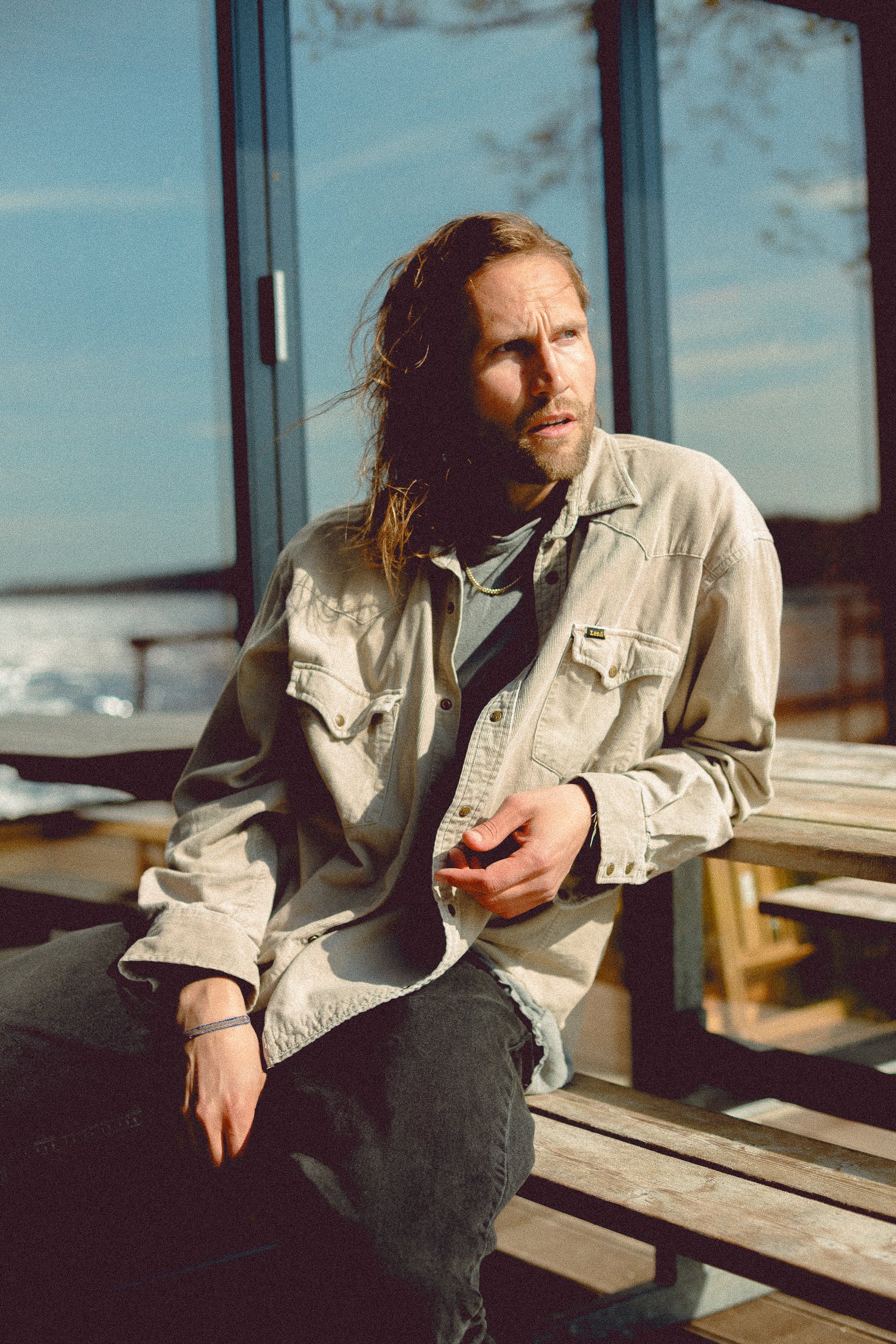 On “Canopy Hill,” Alexander Grandjean Offers Listeners a Quiet Lifting Place Between Regret and Relief