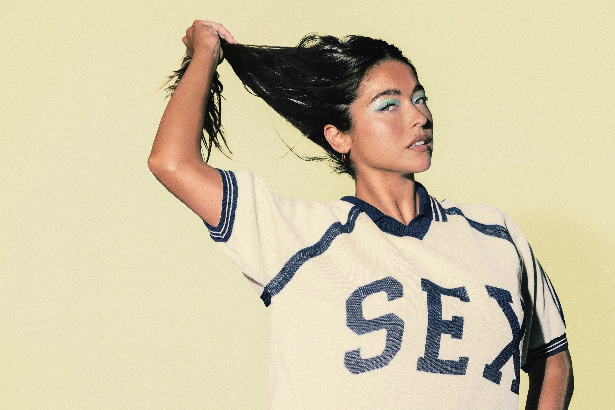 Lola Consuelos balances poise and bruise on “Sorry, It’s All About Me,” a tidy five-song quake.