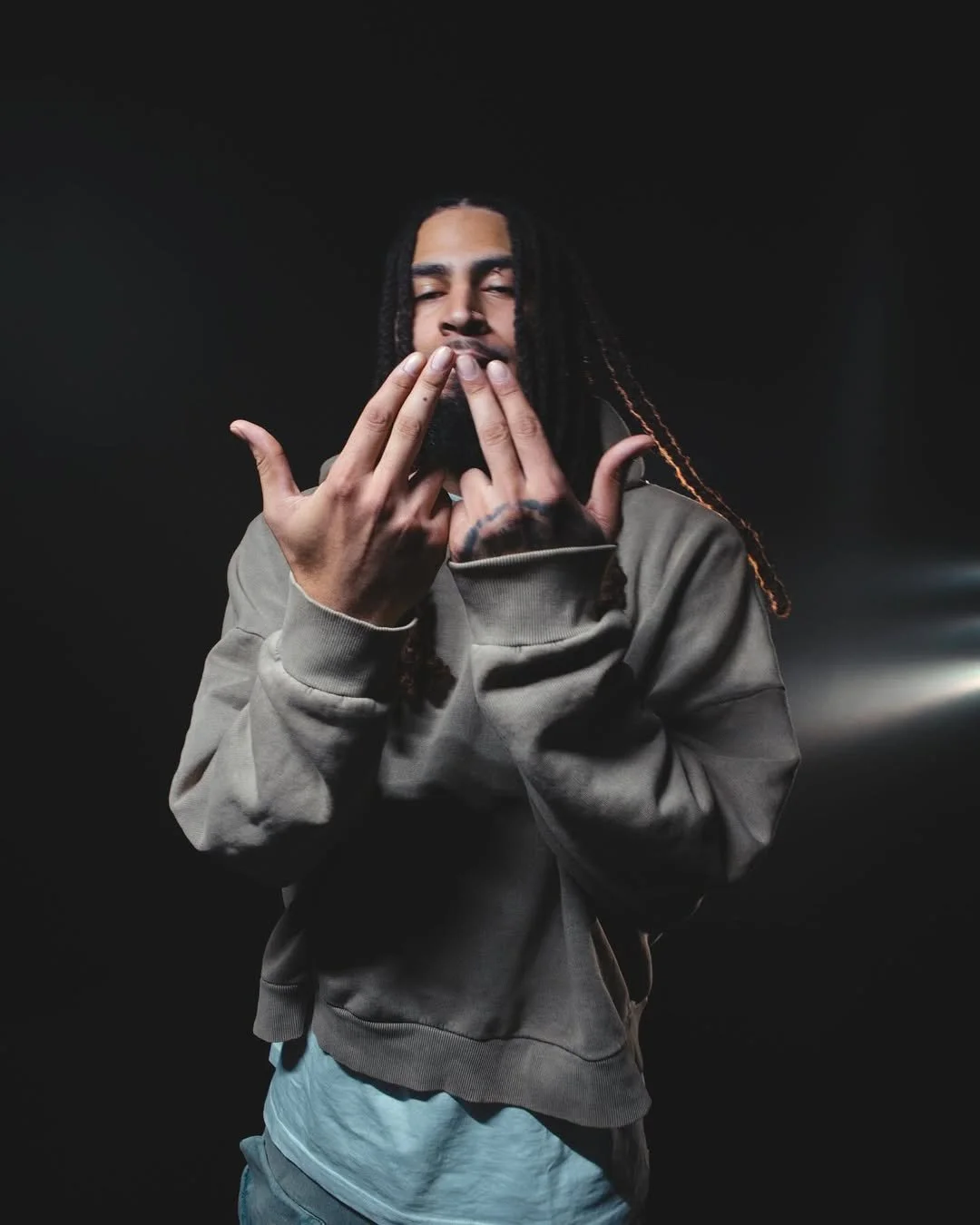 Krazio Confronts Industry Illusions and Mental Fatigue on Candid, Uplifting Track “Okay!”