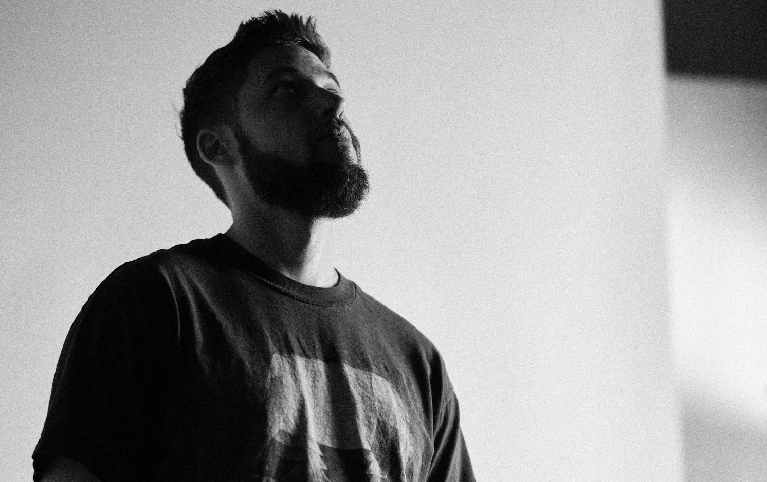 92elm Blends Indie Soul and Emotional Stillness in the Quietly Powerful Single “Ways”