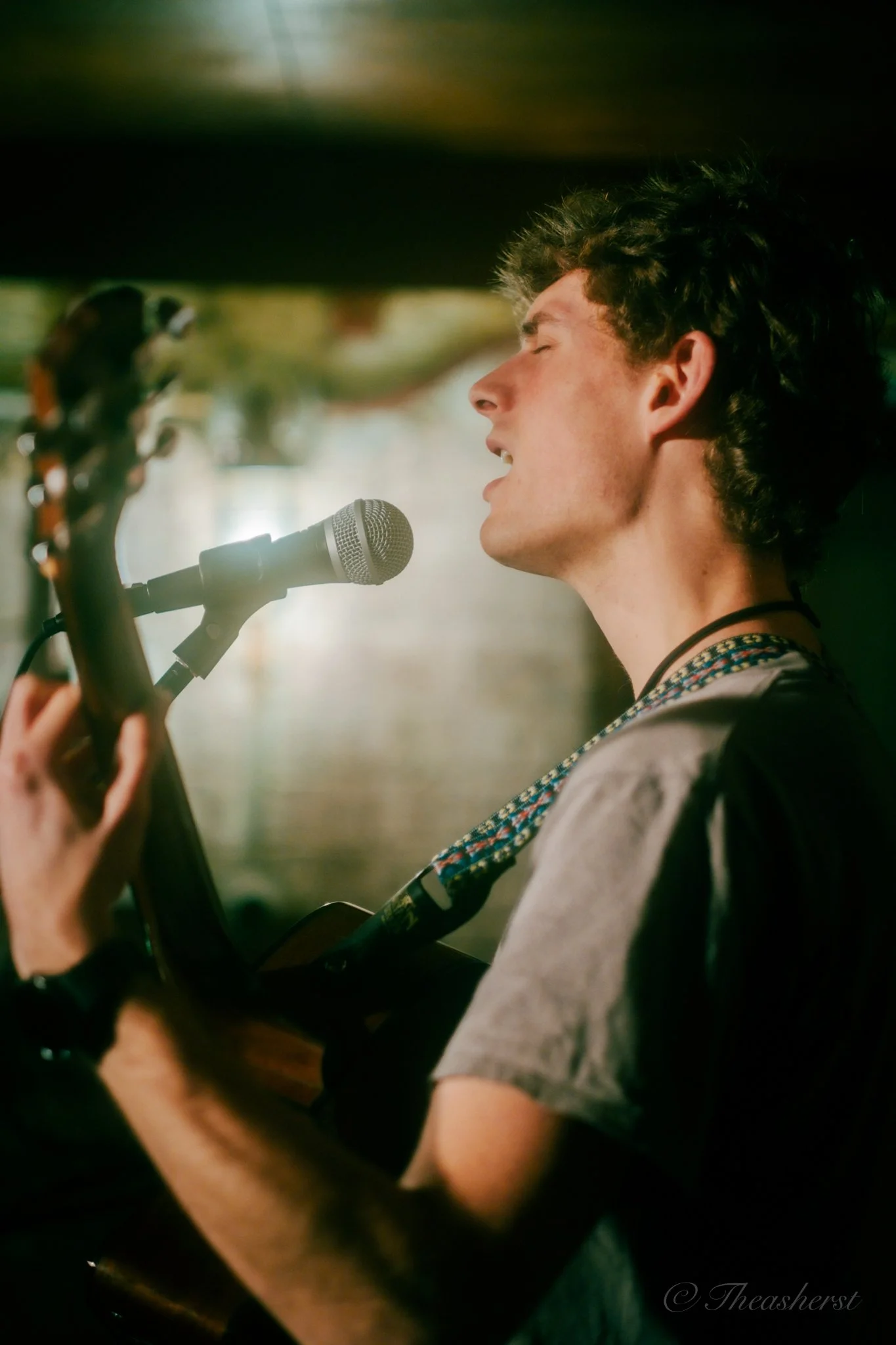 Haven West Veraguas Challenges Certainty with Raw Intimacy on The Black and White EP