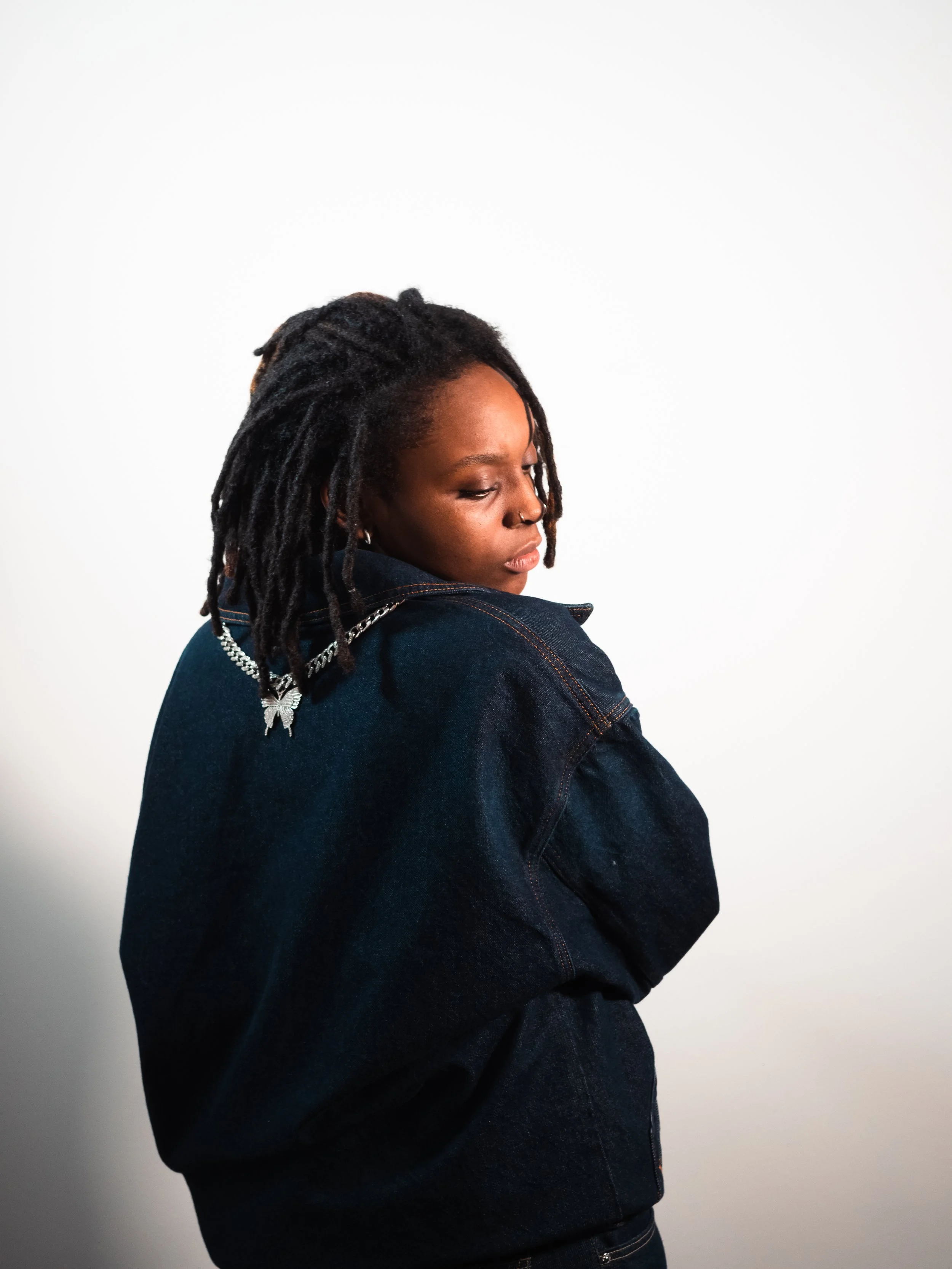 Jaffa Brings Bossa-Nova Warmth and Soulful Restraint to Her New R&amp;B Single “Douceur”