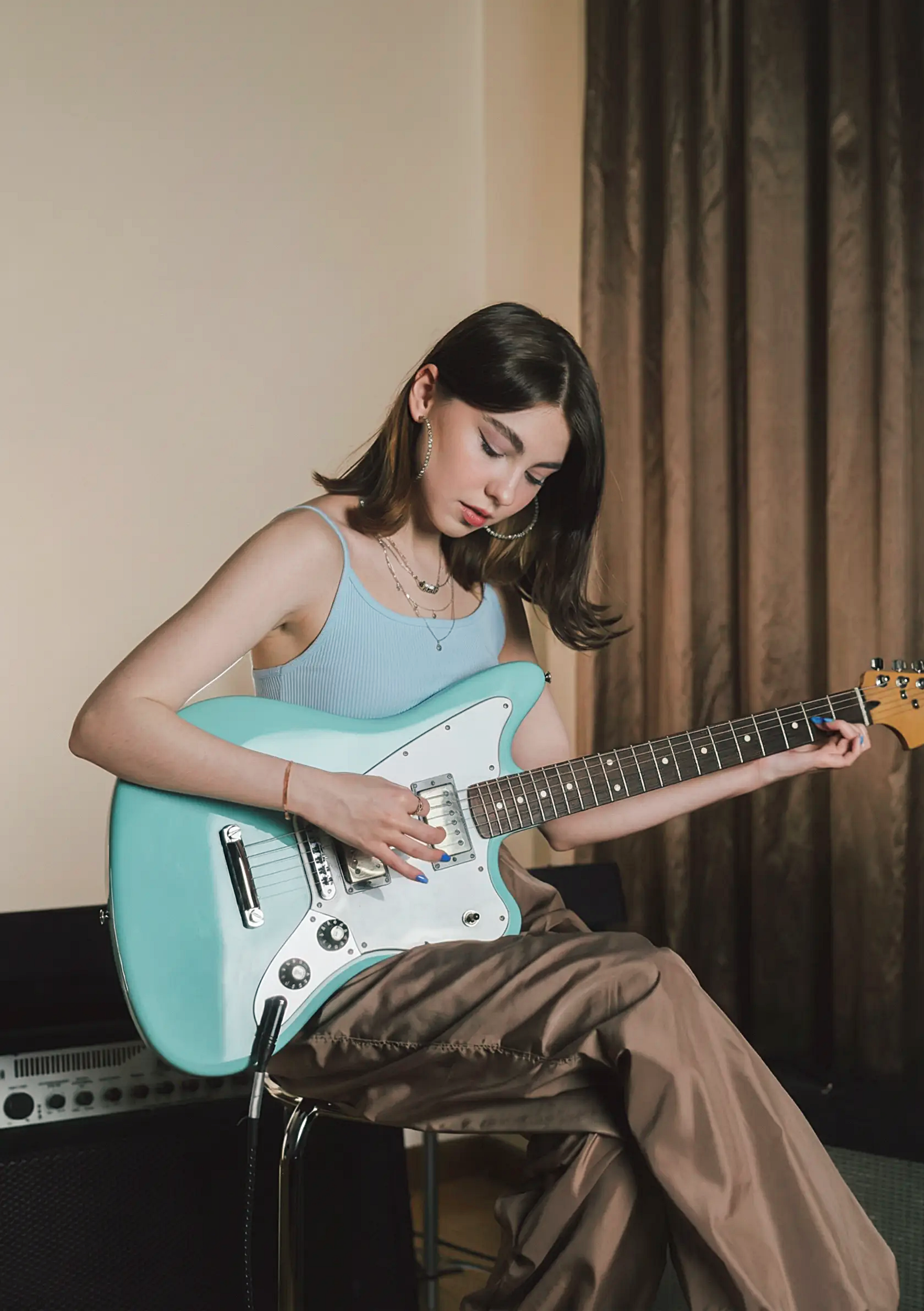 5 Costly Mistakes That Stop Music Artists From Reaching Their Goals