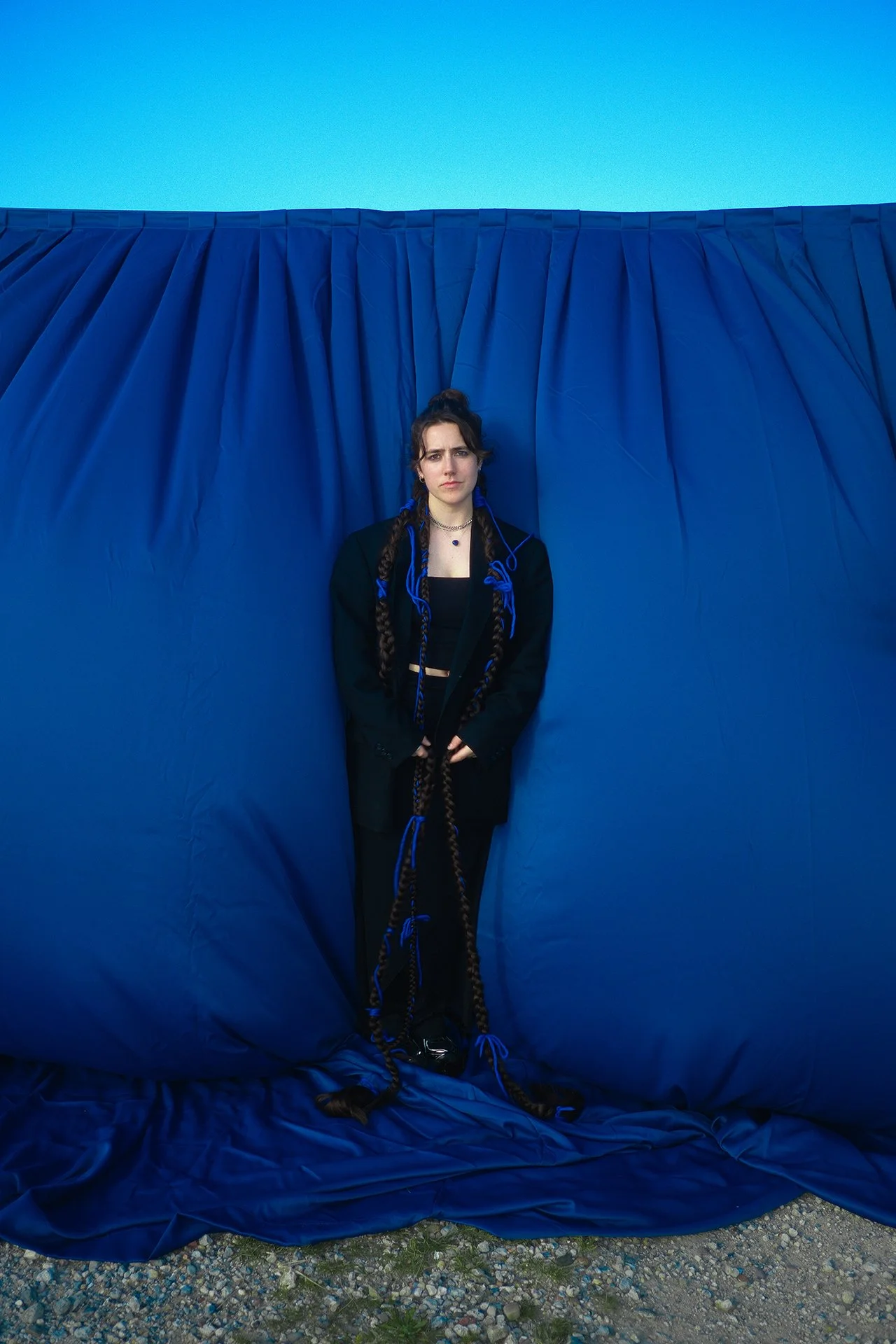 Dutch Artist Maryn Charlie Turns Self-Revelation into Kinetic Indie Pop on “Hit By Lightning”