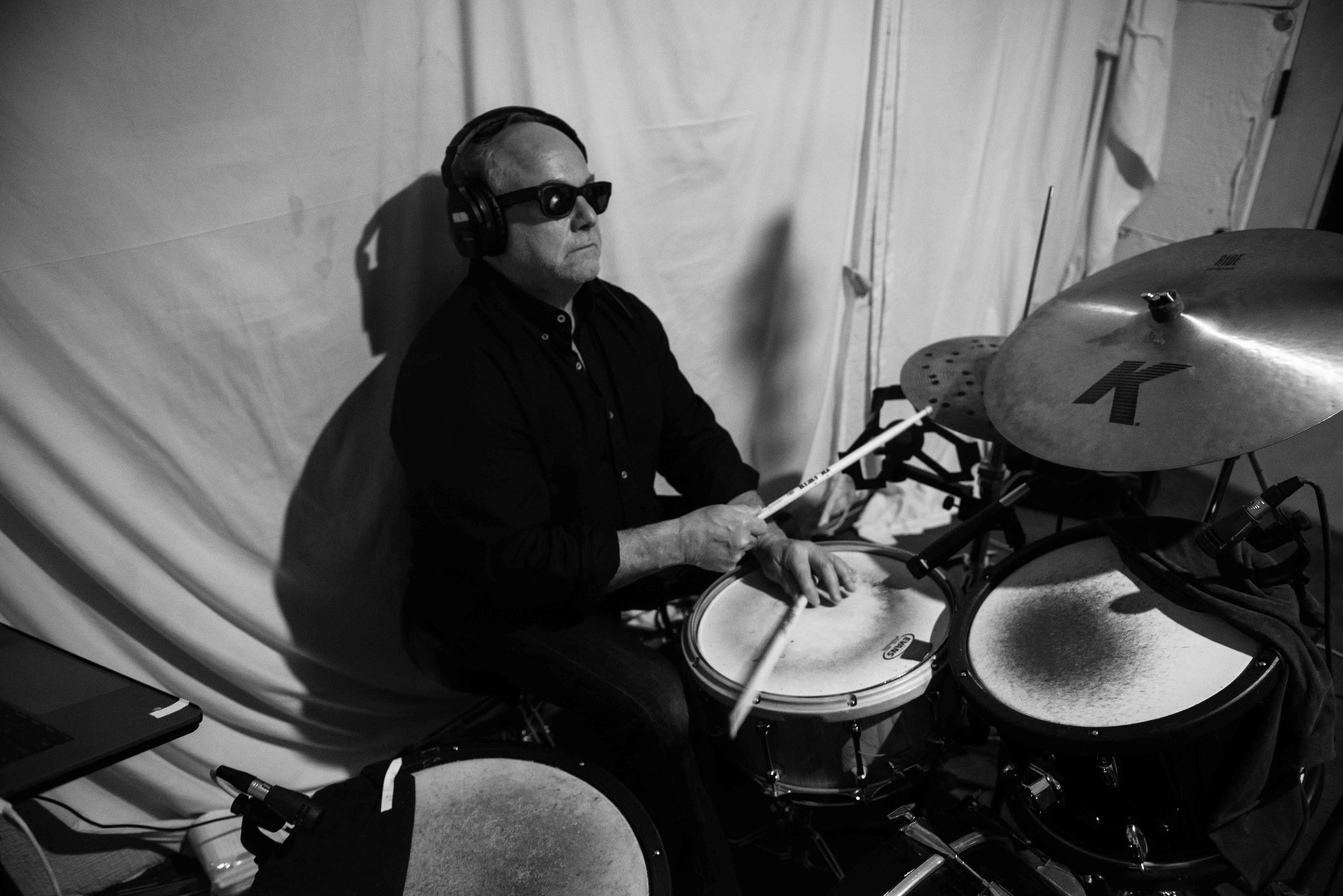  Music Connoisseur Henry Aberson Finds Quiet Luxury in Alternative R&amp;B on “Call”