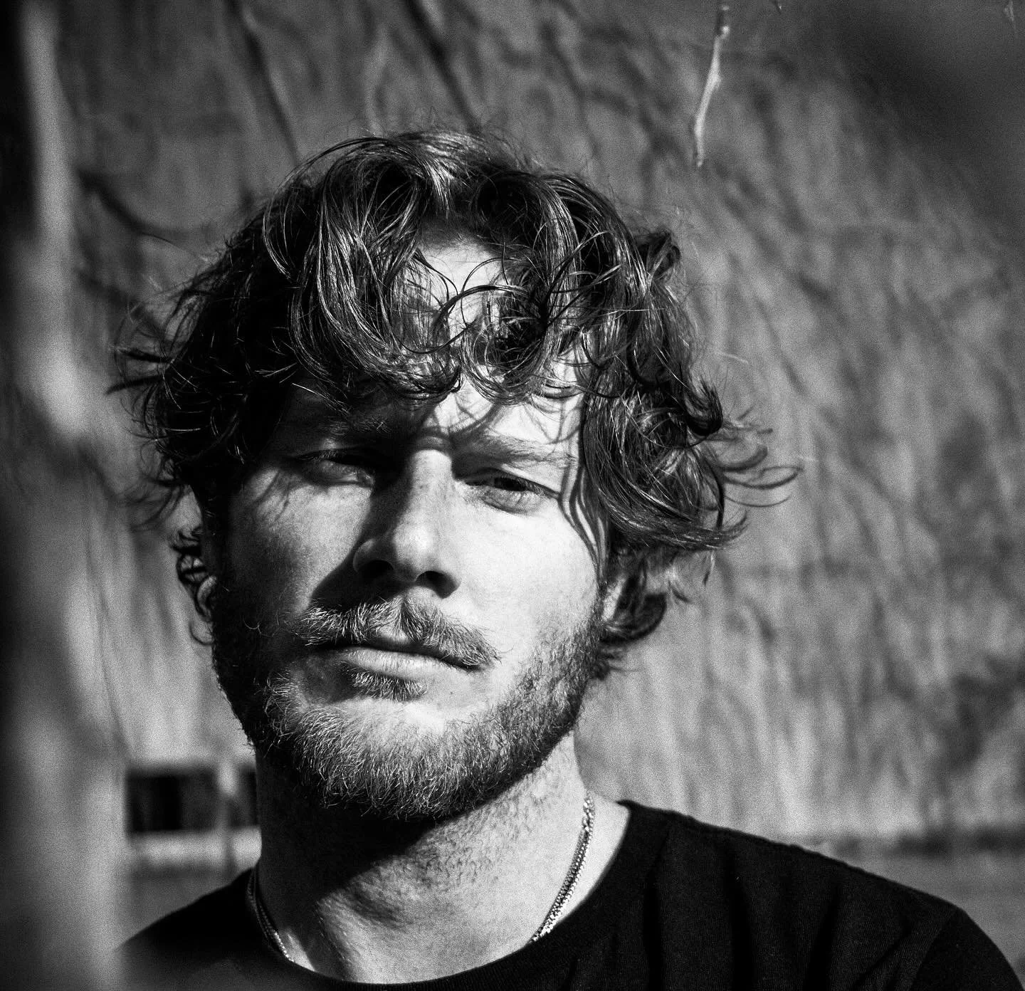 Matt Hansen Turns Doubt into Hopeful Momentum on the Folk-Pop Single “Vision”