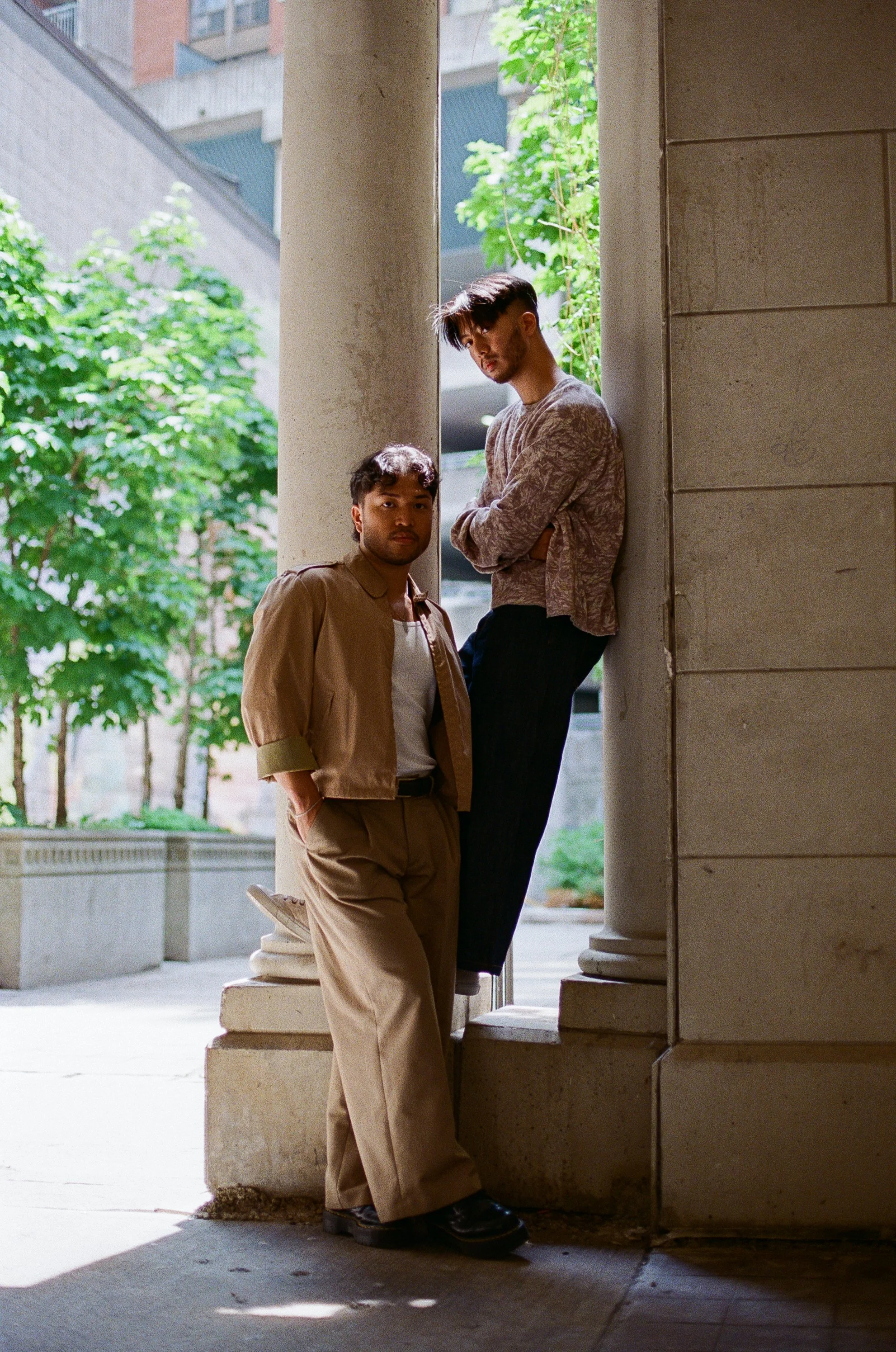 American-Filipino Duo Mak Ro Explore Love After Heartbreak on “Middle”