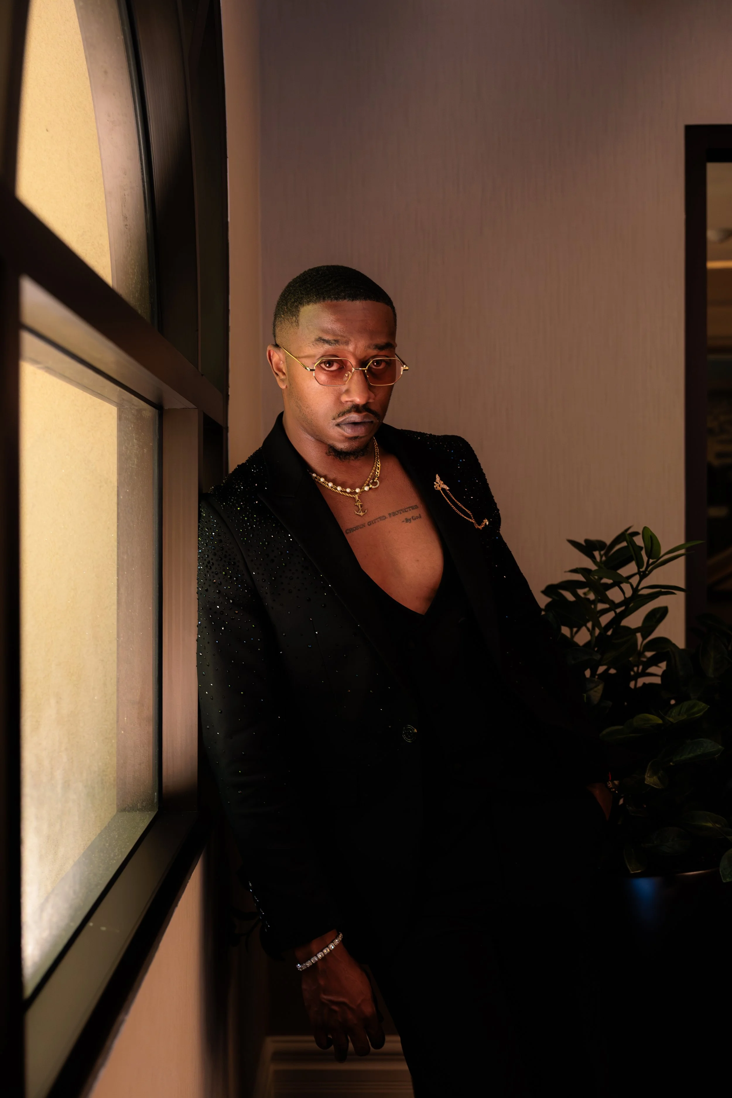 Philadelphia-Born R&amp;B Artist Mike Terrell Finds Relief in Real Love on “On This Side”