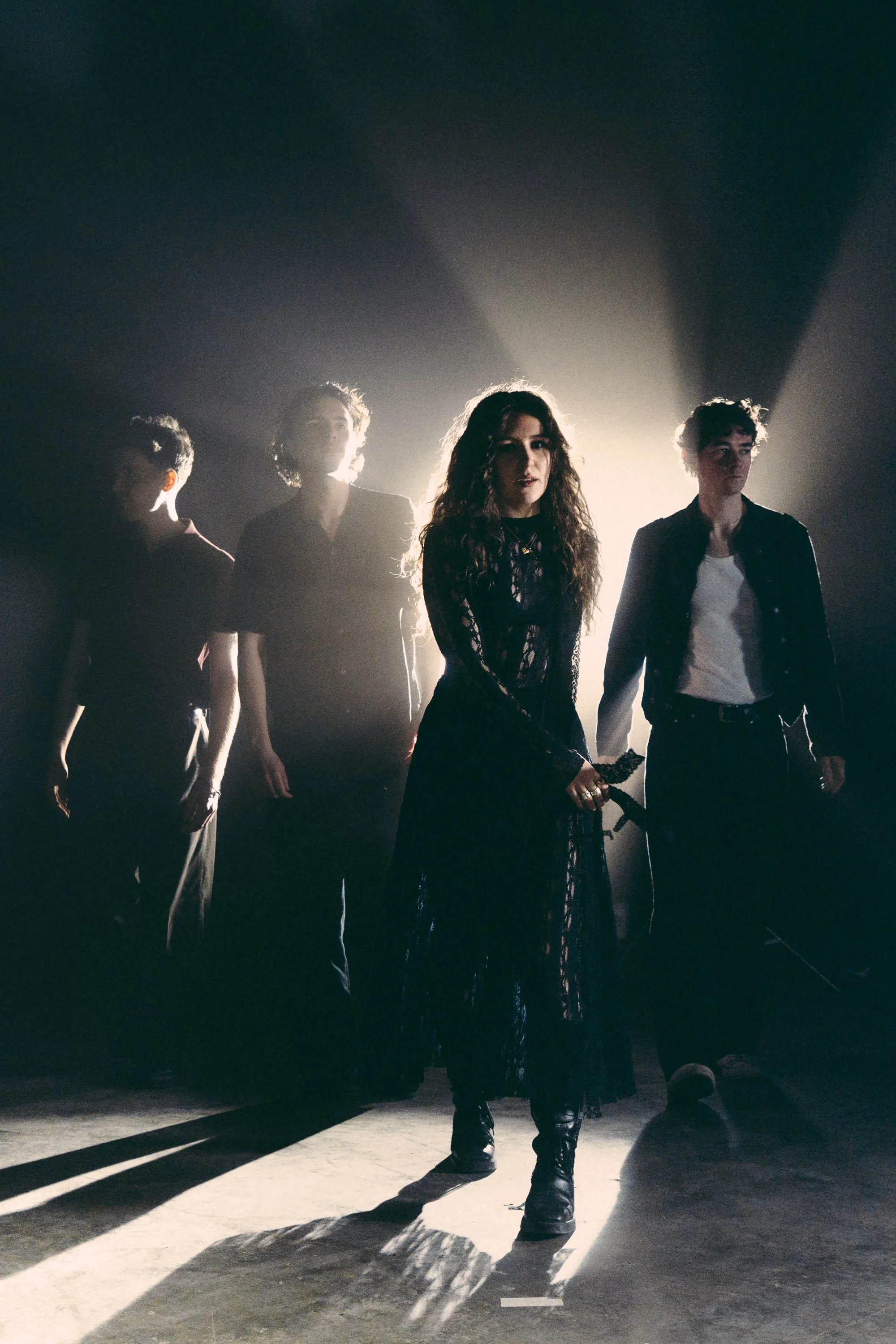 fy-nbw-dumivisuals-band-1-vms9m82.jpg