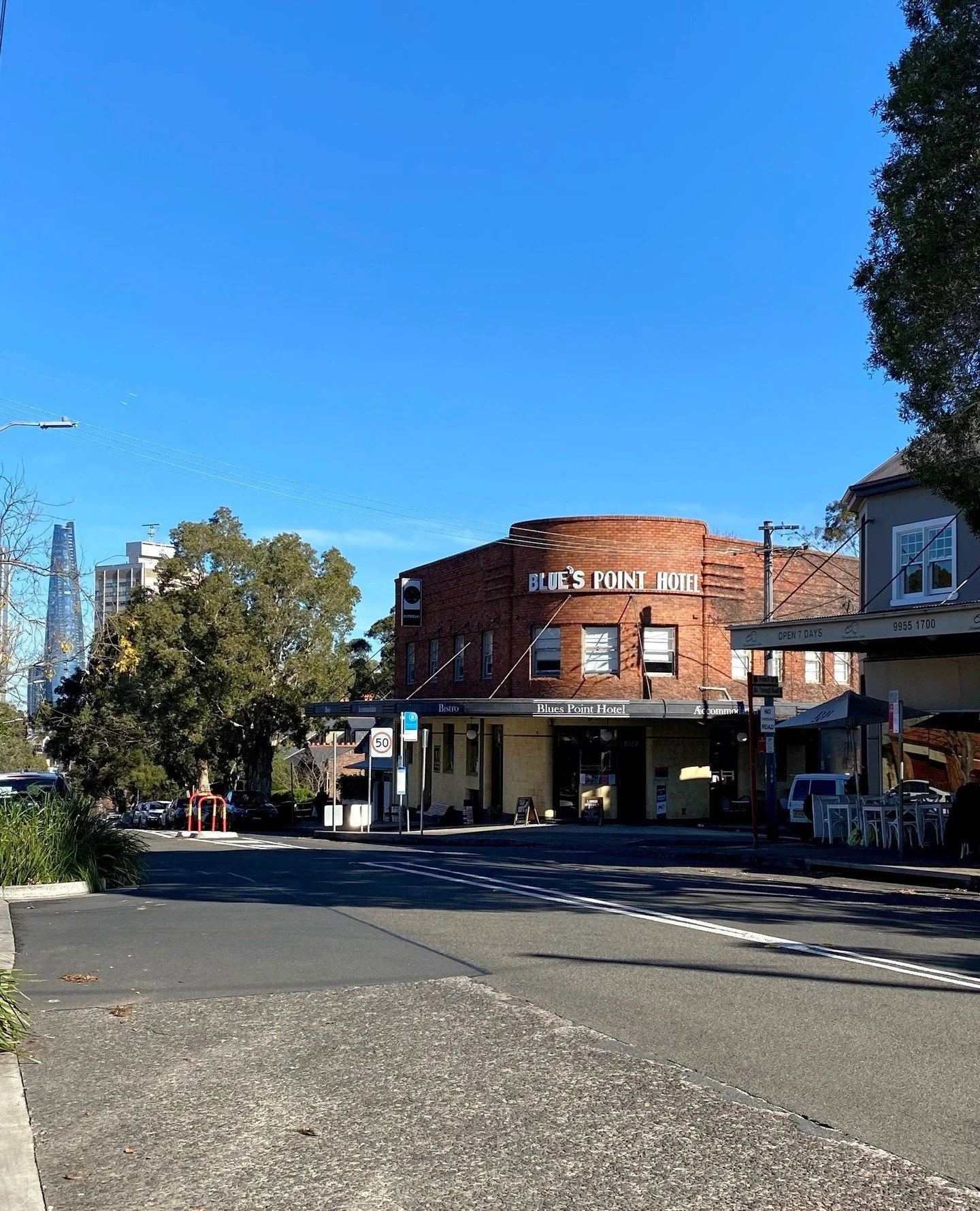 Yes, we're open today from 11am-10pm 👌⁠
#loveyourlocal #seeyouattheblues
