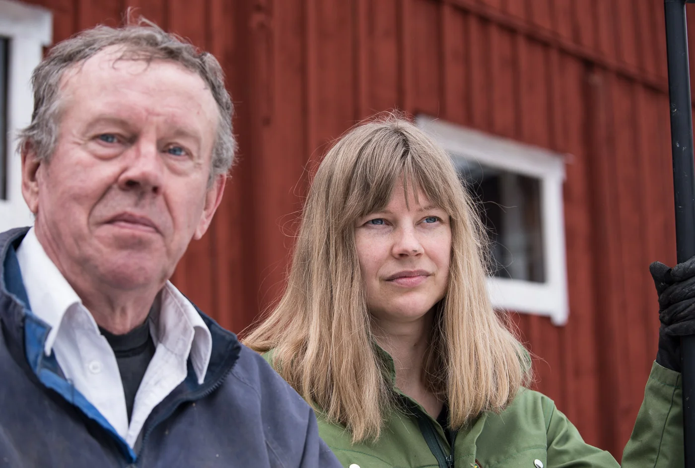 Min pappa hjälpte mig. Allt jobb är roligare med sällskap! Mamma fotade, alla foton här av henne.