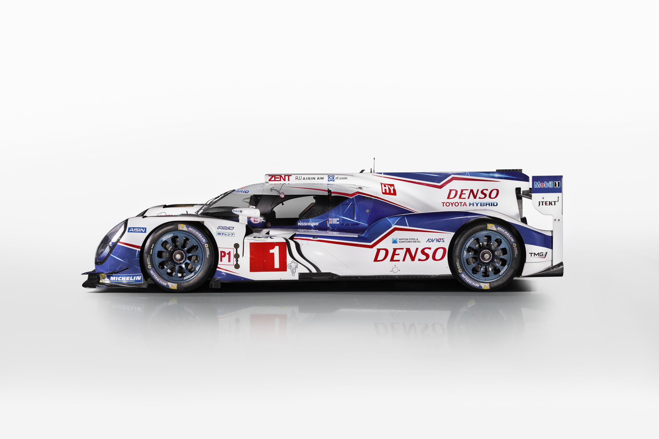 01 TMG LMP1 2015.jpg