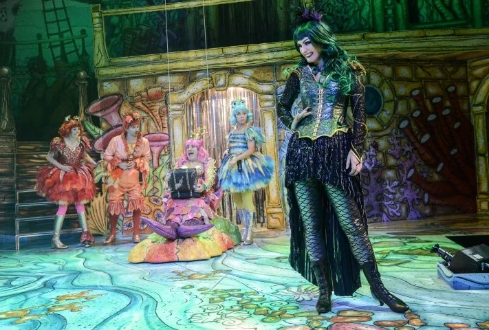 Panto.jpg