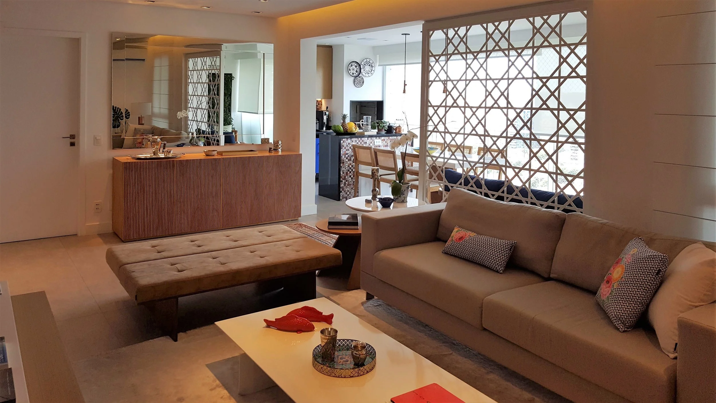 VARANDA INTEGRADA À SALA: uma ótima solução para ampliar o apartamento