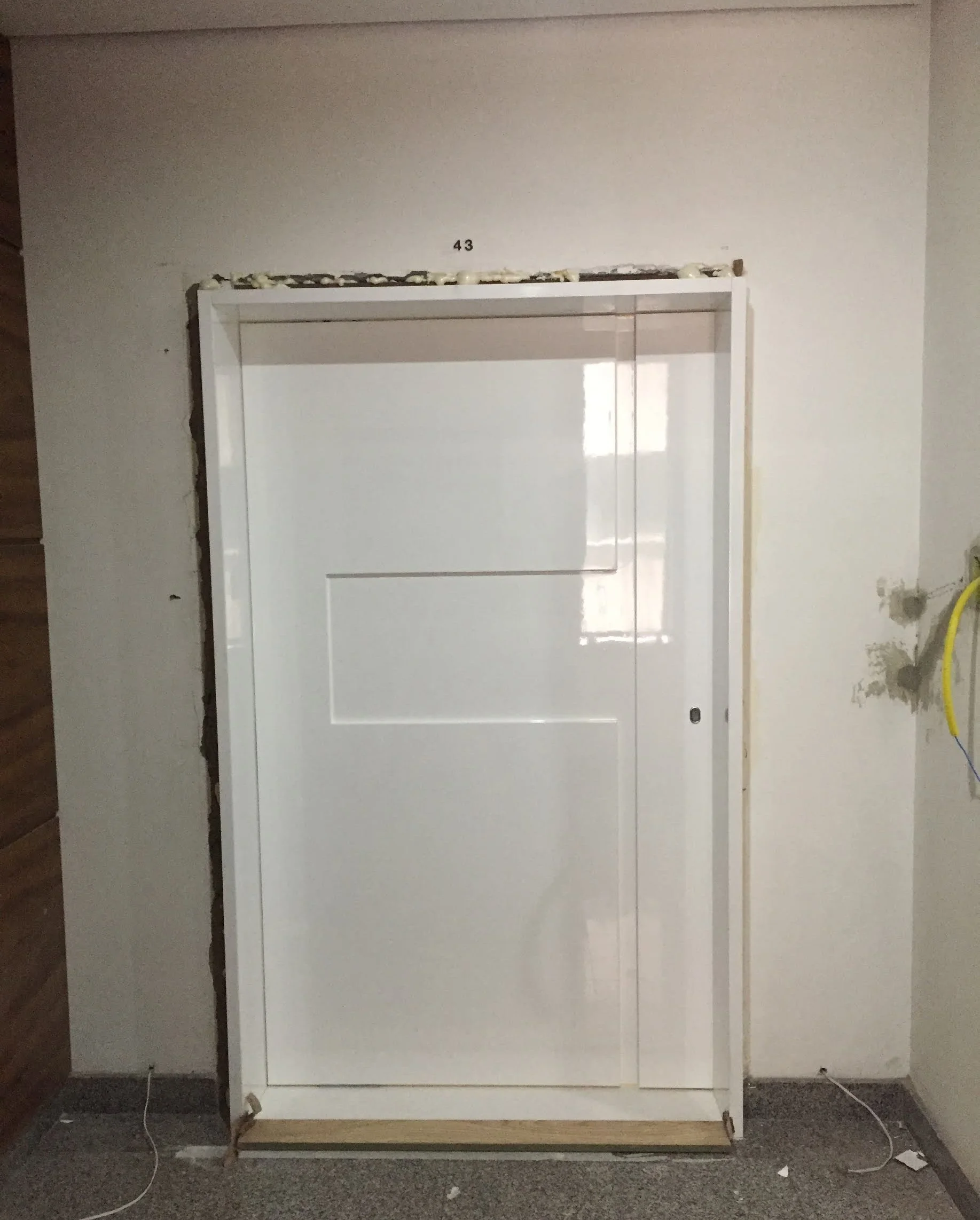 BATENTE E PORTA COLOCADOS