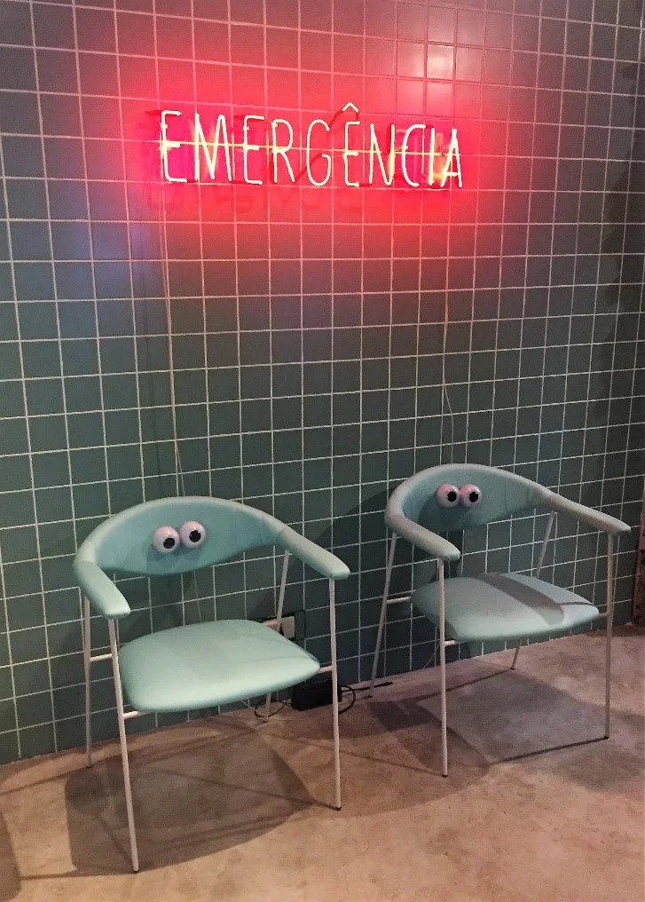 Exposição “Emergência” na Estar Móveis, Al. Gabriel Monteiro da Silva.