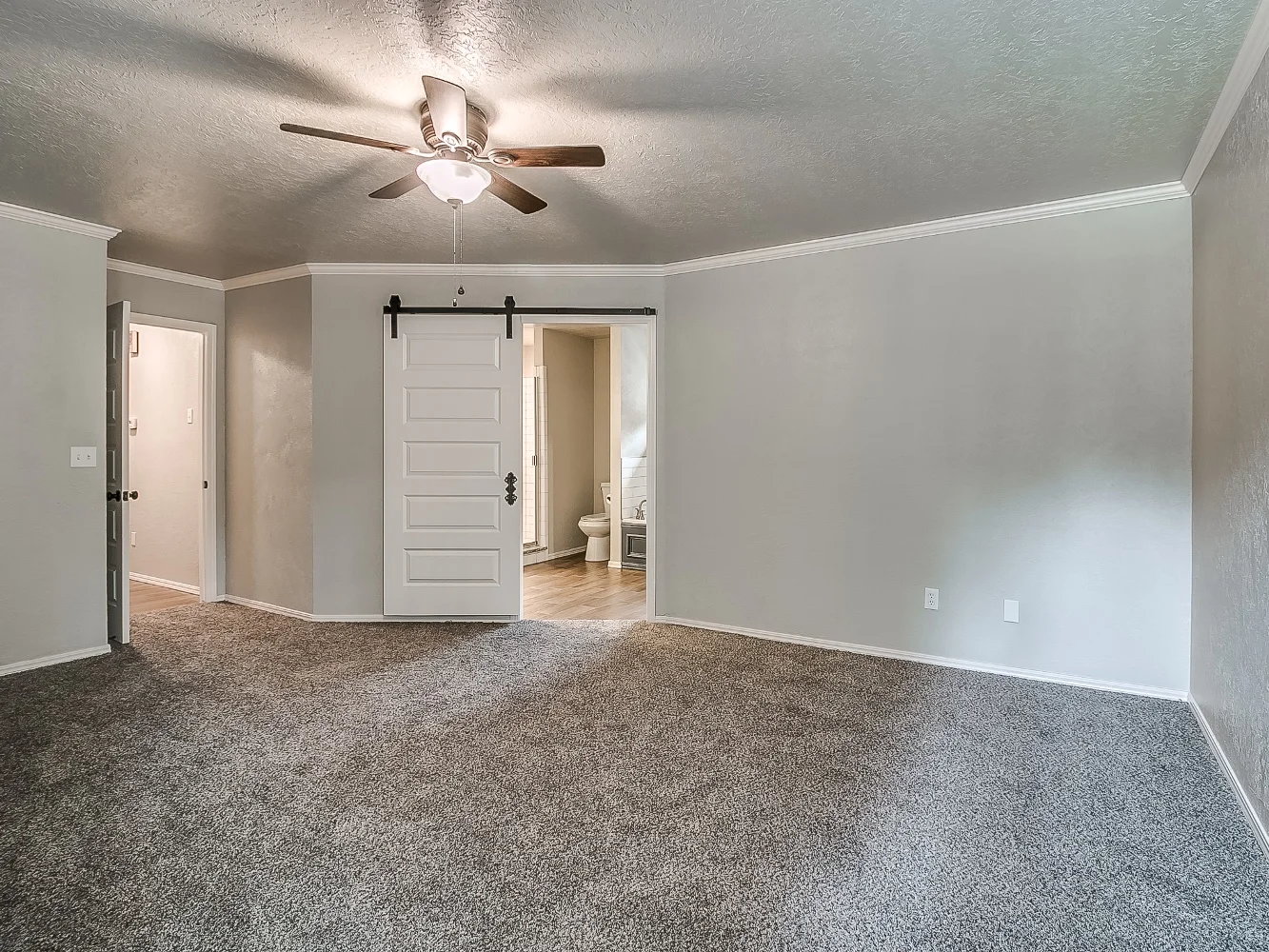 2901 McGee Dr - reshoot-25.jpg