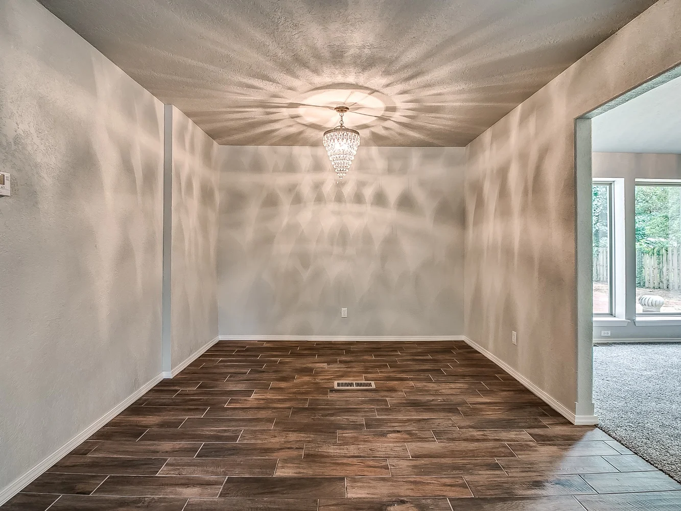 2901 McGee Dr - reshoot-37.jpg