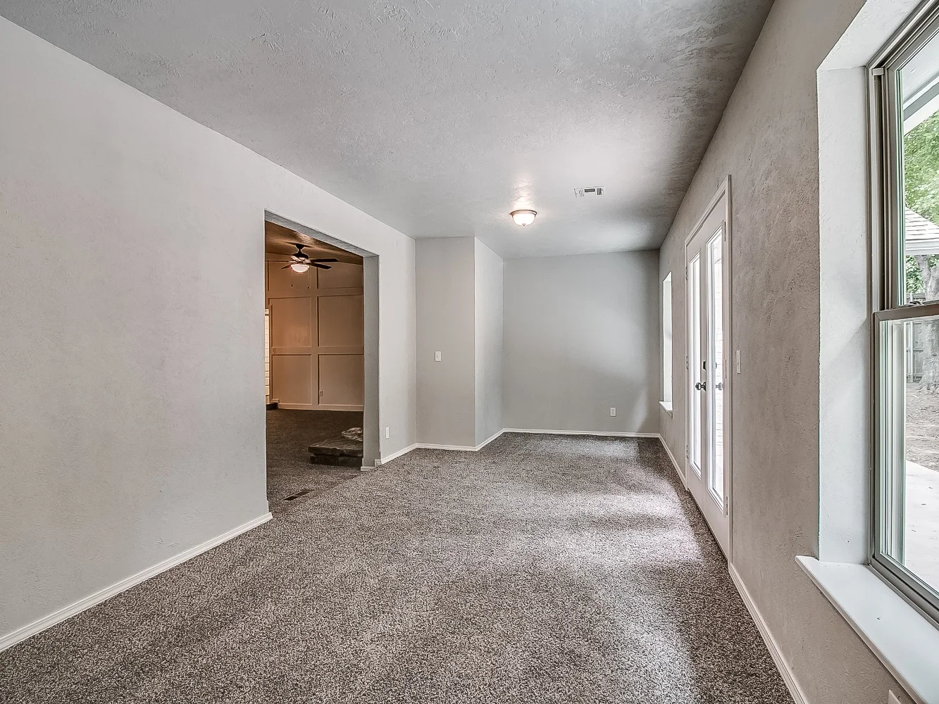 2901 McGee Dr - reshoot-12.jpg