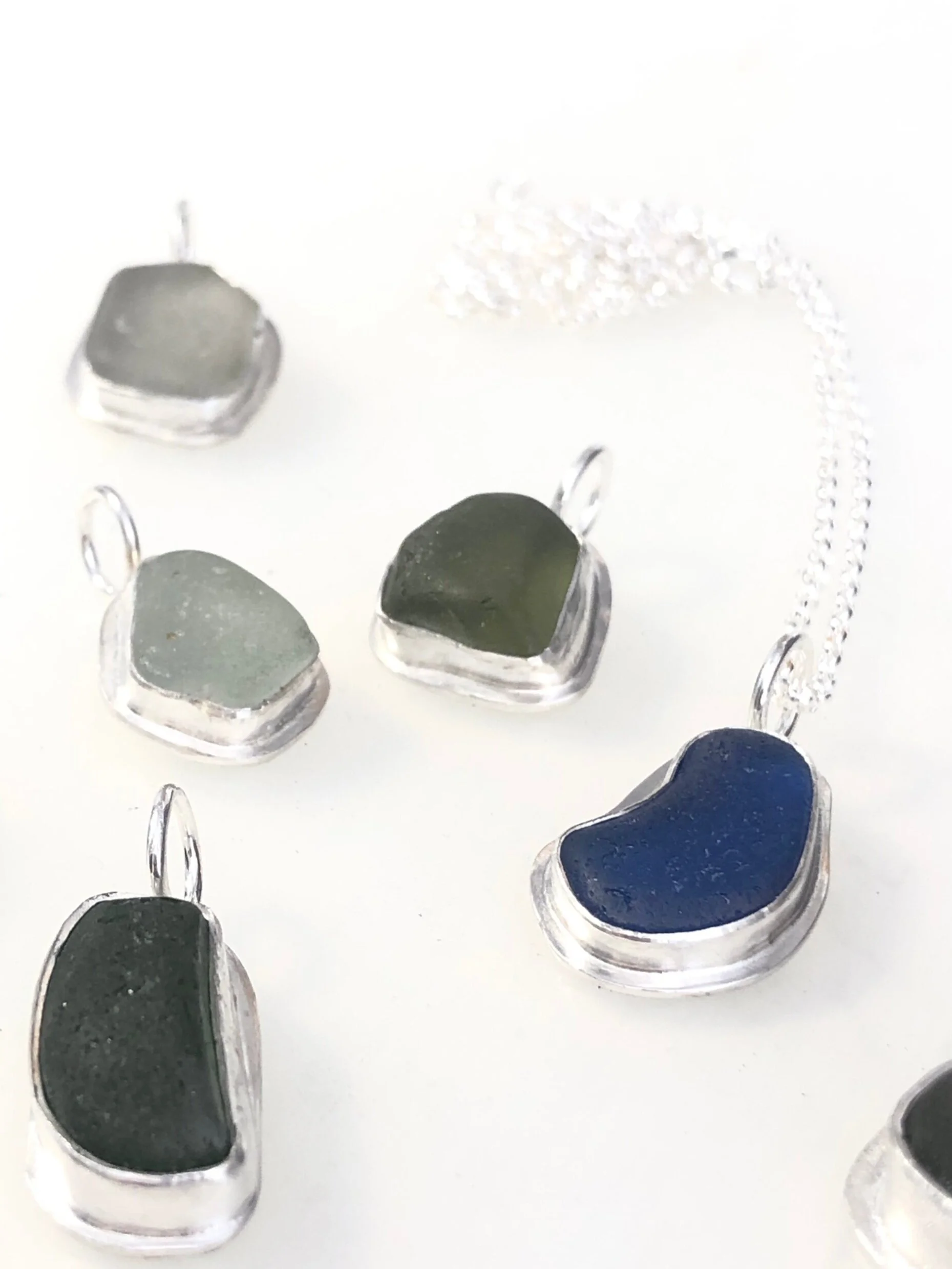 pendant+seaglass+.jpg