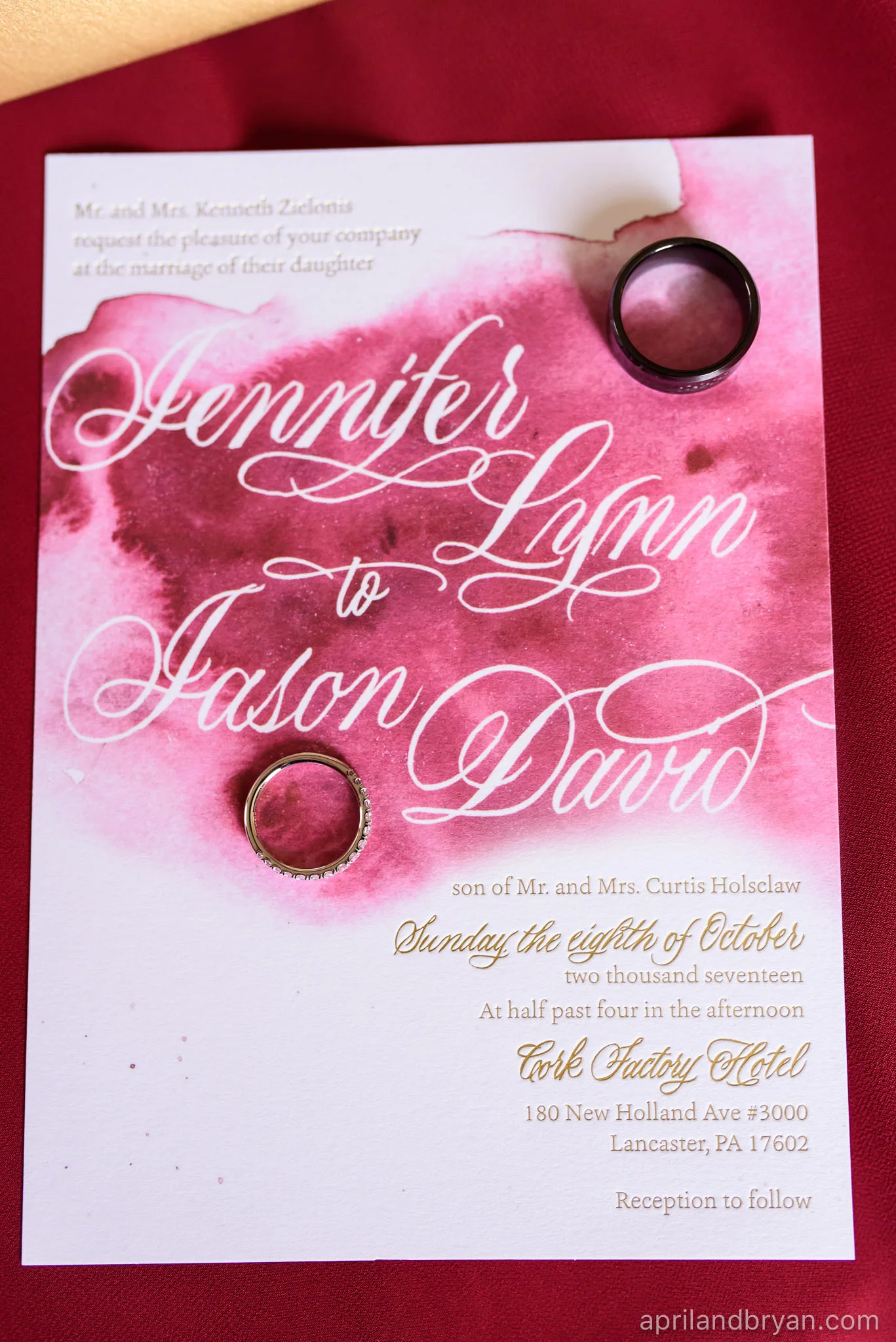 Unique Wedding Invitation Suites You Will Love
