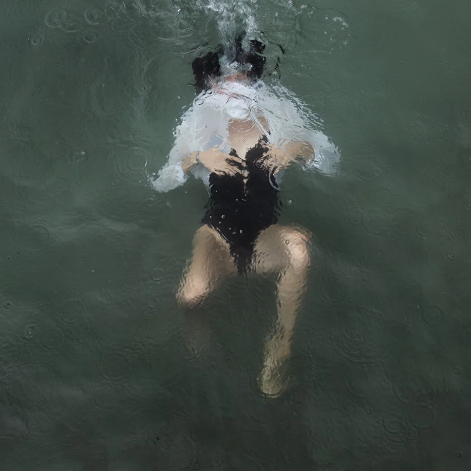 maud underwater2_72dpi.jpg