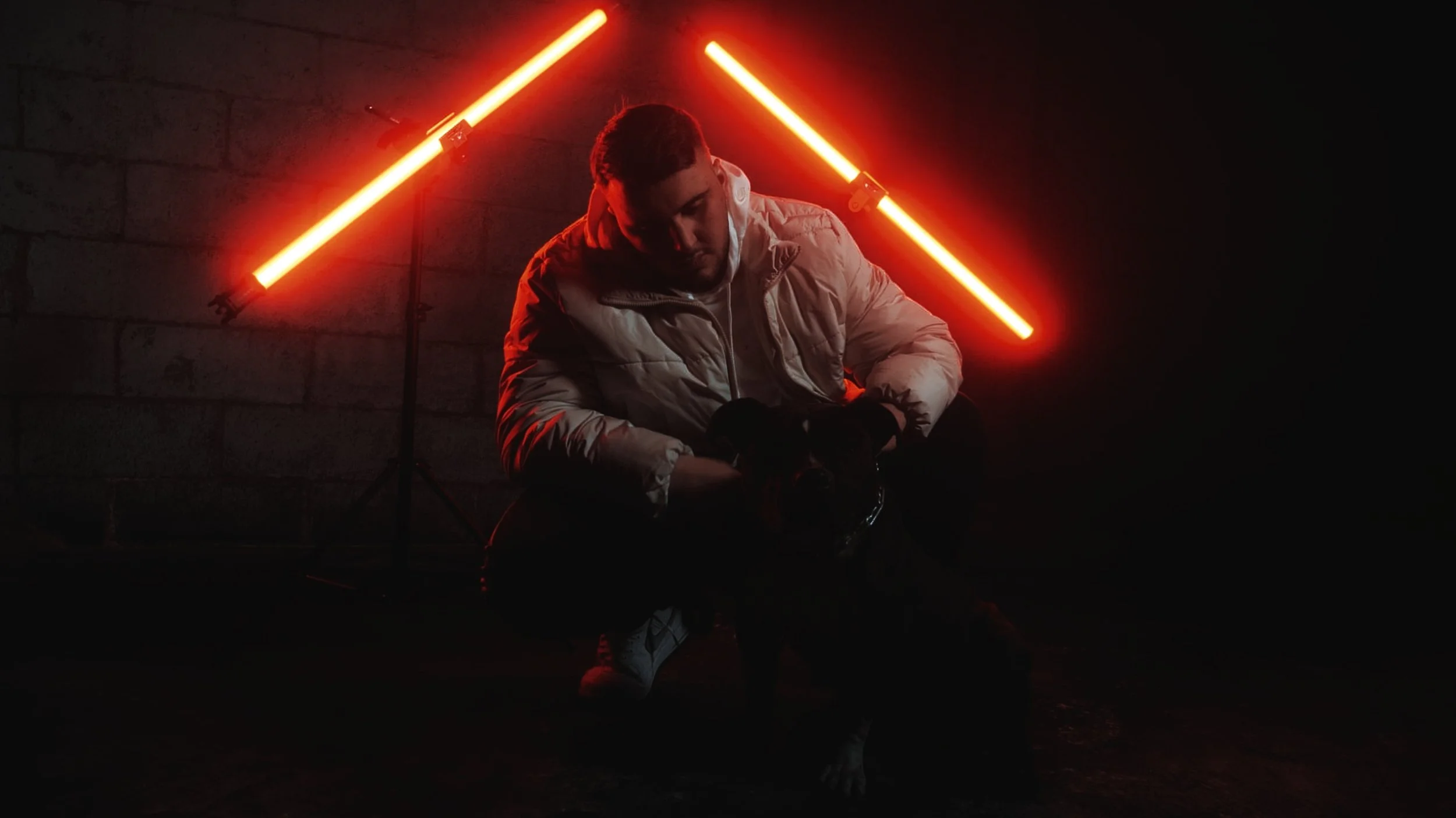 met b - dark side / Mar. 2022