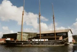 Foto: Iris Klempau - Sidste liggeplads Hvide Sande.