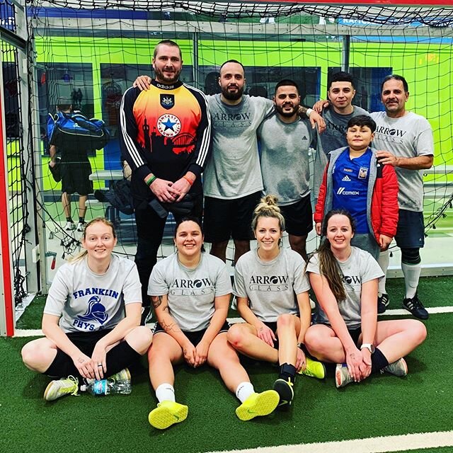 Congrats to our Arrow Glass soccer team on bringing home gold! Thanks for representing us well!  @soccerplanetcu @nano_0187 
#ArrowGlass #FitEmployees #Soccer #Winning #SoccerPlanet #Urbana #Chambana