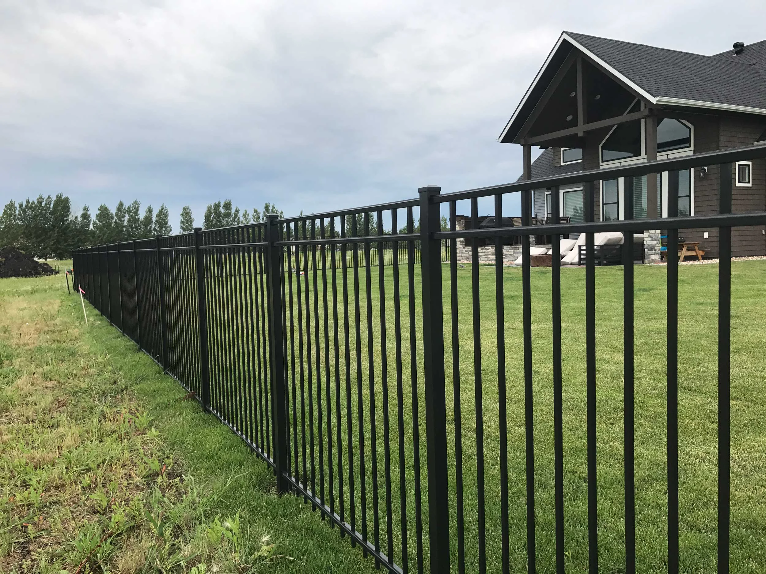 RHF-approved_Fence_web.jpg