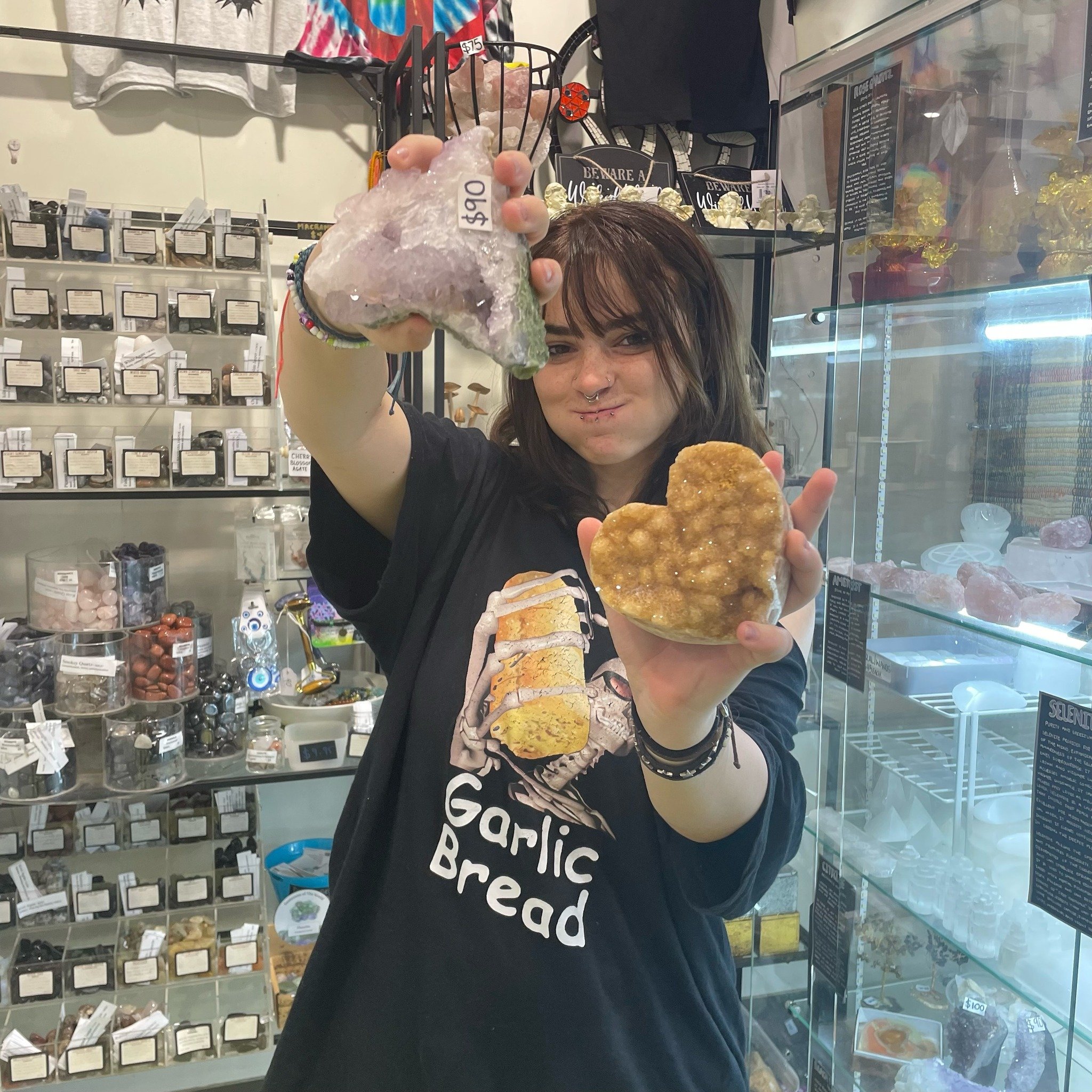 let&rsquo;s go, it&rsquo;s the weekend! 🙂&zwj;↕️

come in-store &amp; shop our massive range of crystals - tumbles, towers, shapes &amp; jewellery! 🛍️

@prisjhas is in-store doing readings today! 🔮