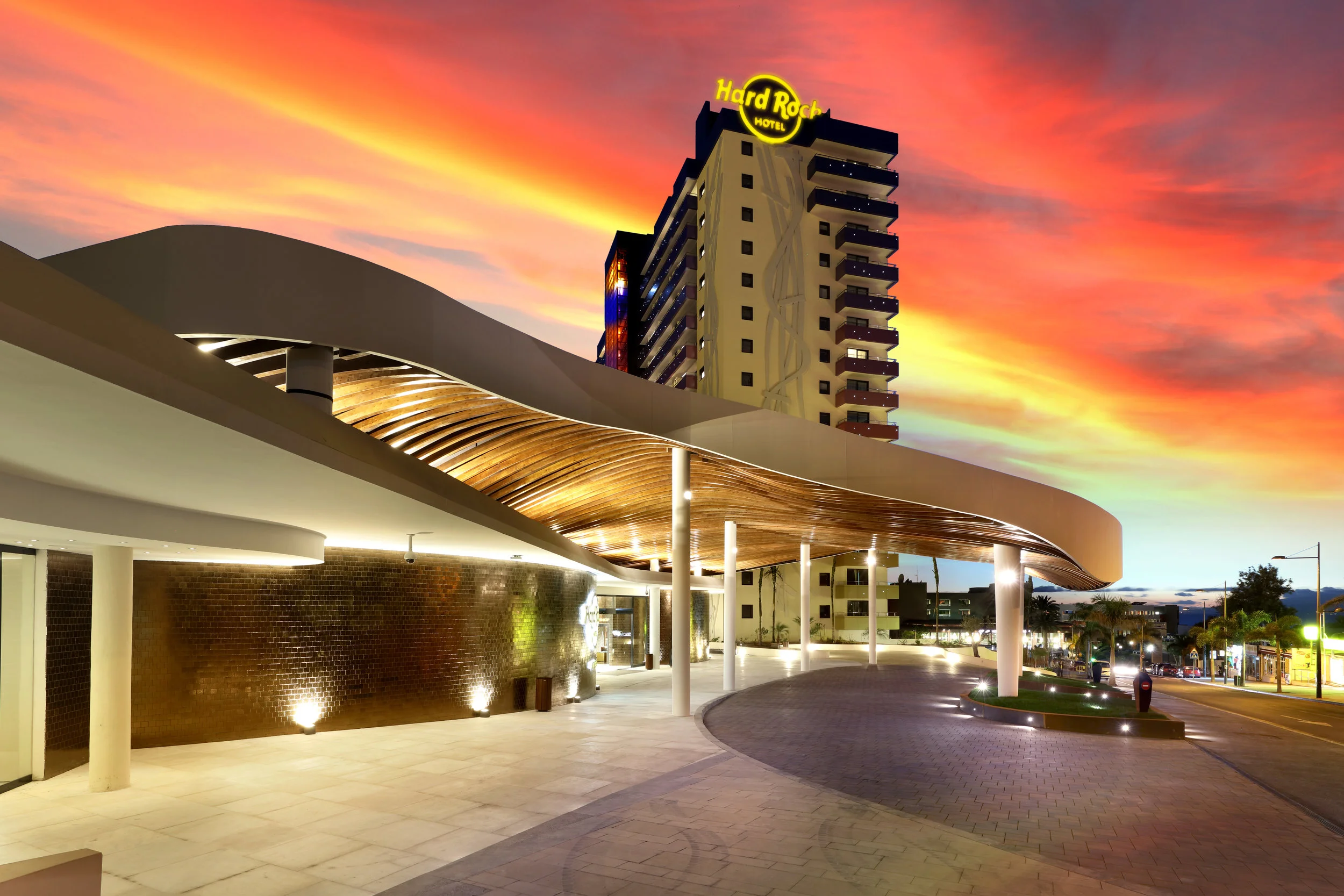 HRHT_Exterior7.jpg