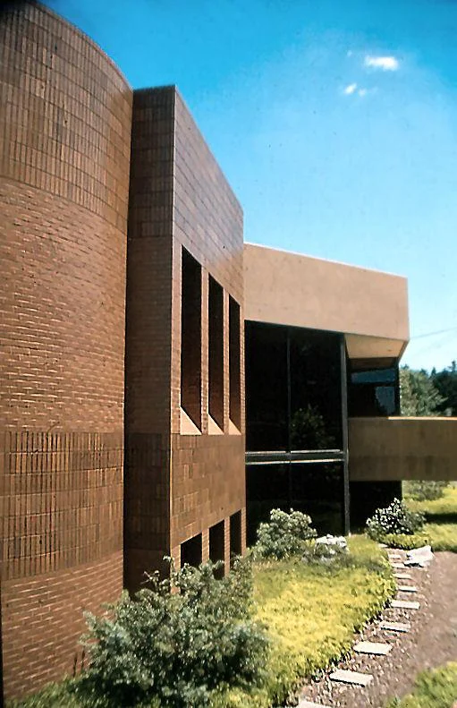 Greenfield Corporate Center — Eldon R. Stoltzfus Architect