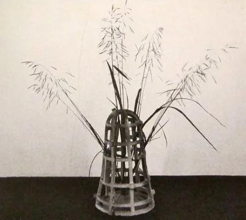 Isamu Noguchi, Ikebana in “Cage Vase” , 1952