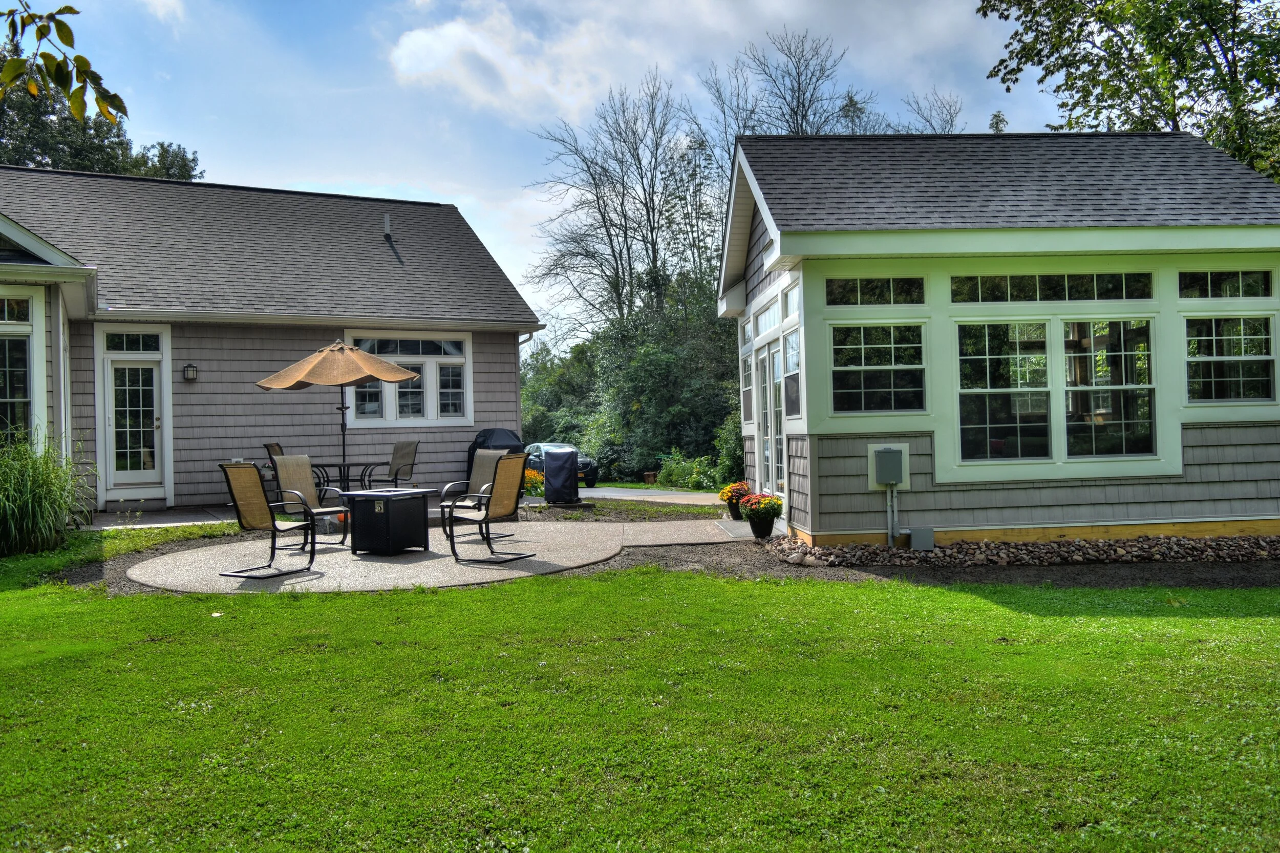 2 DSC_0617_8_9_tonemapped.jpg